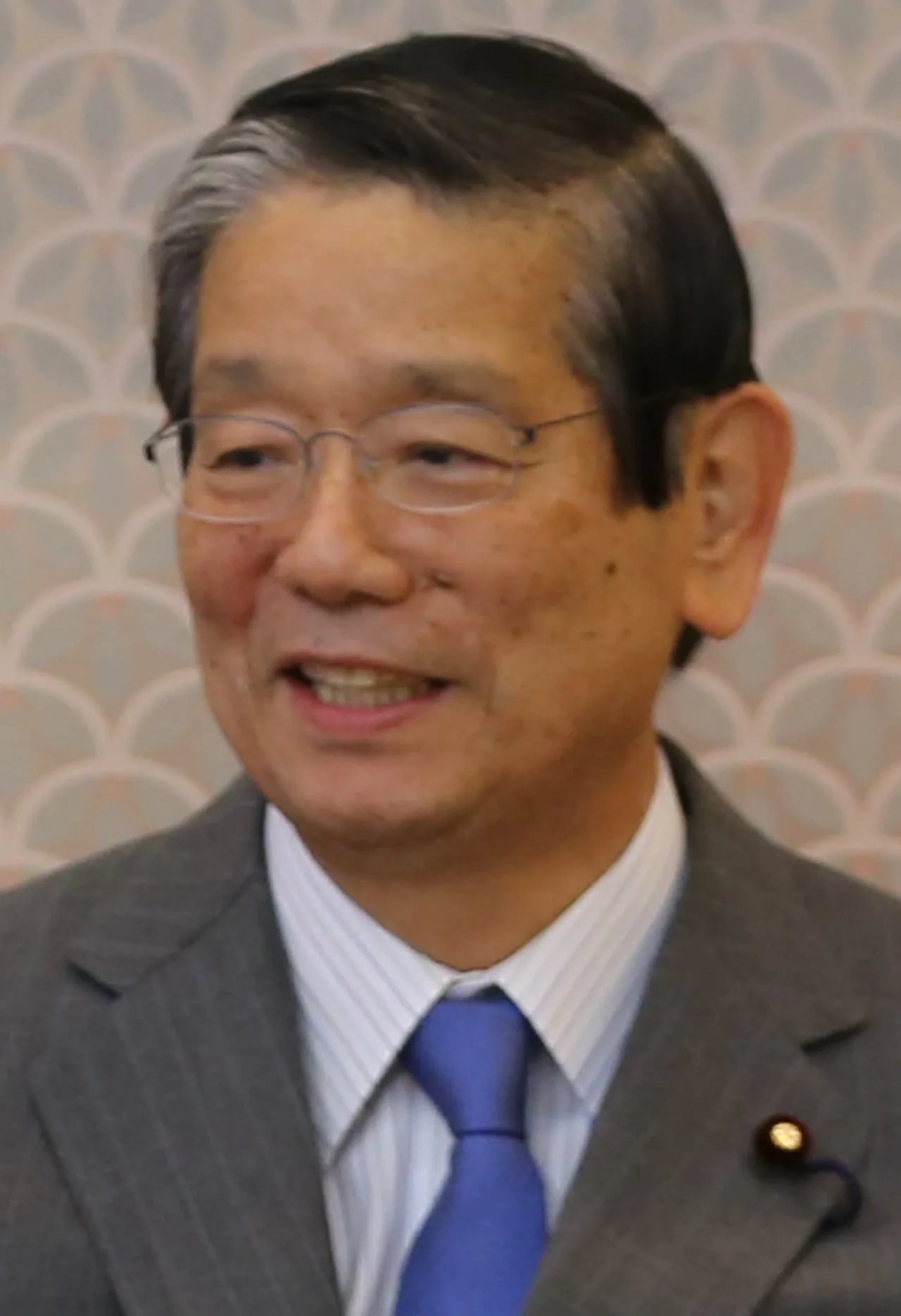 Porträt von Nobutaka Machimura (1944–2015) – Gedenkseite