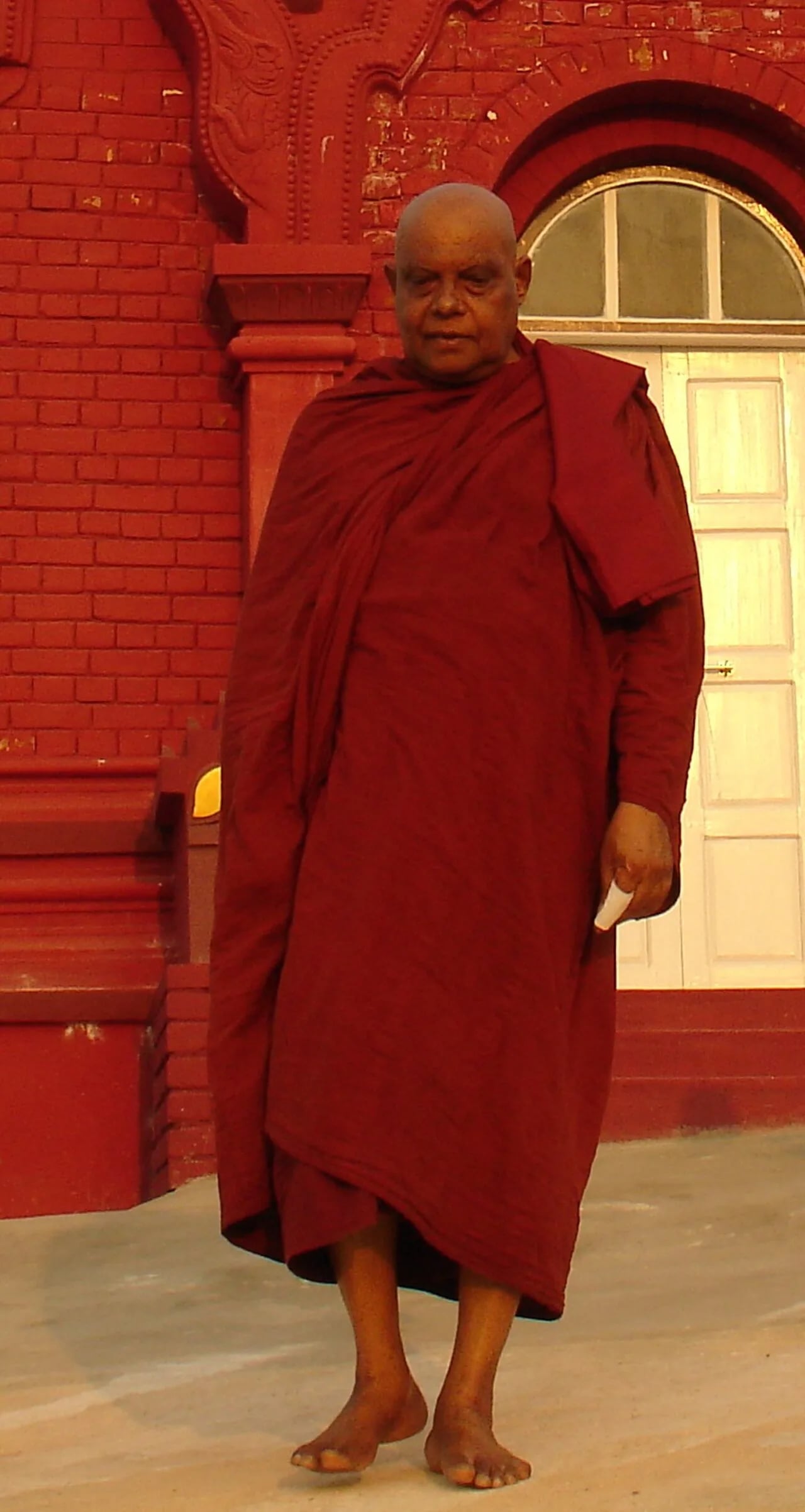 Portrait of Ariyadhamma (1939–2016) – memorial page