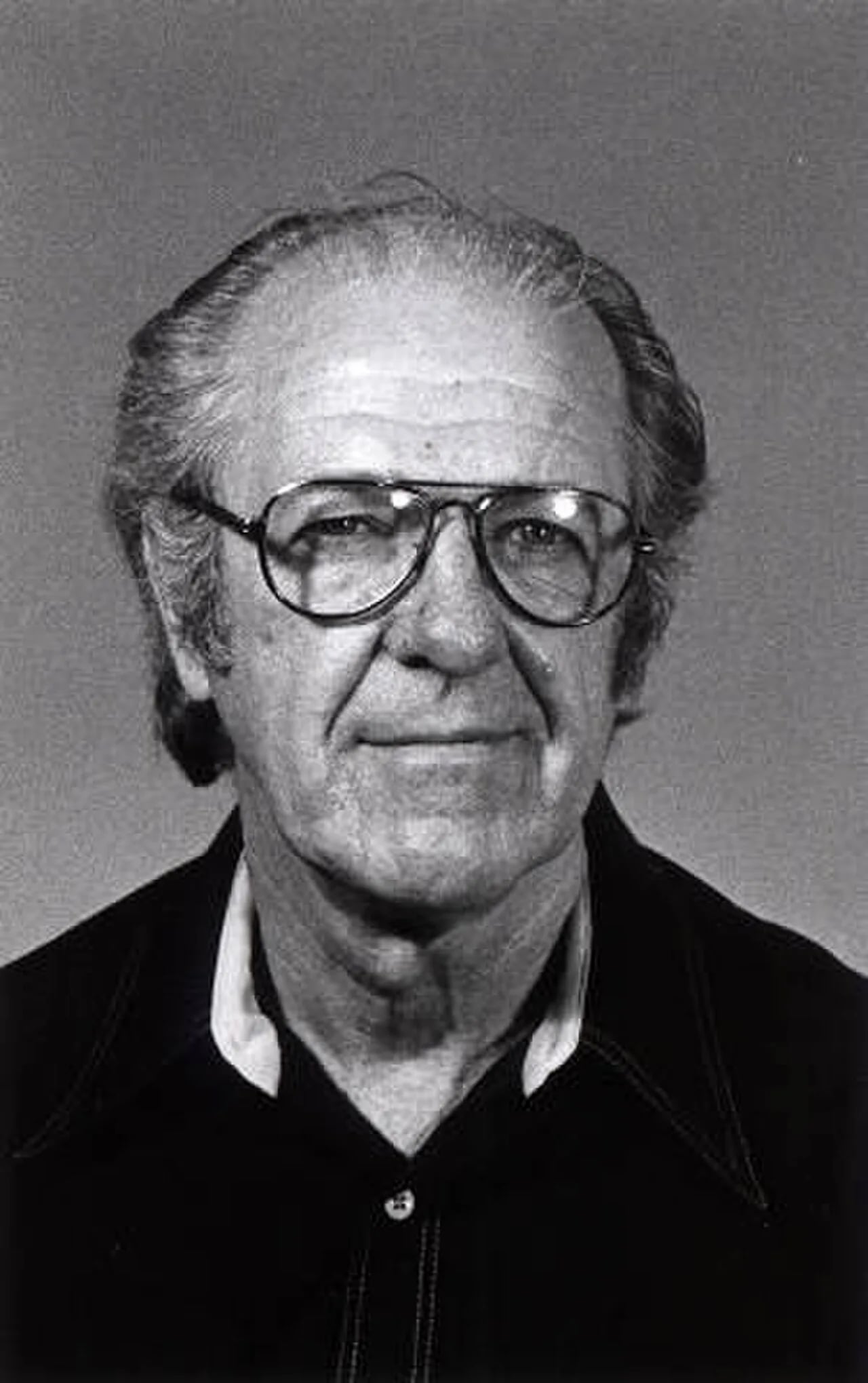Portrait of Neal Amundson (1916–2011) – memorial page