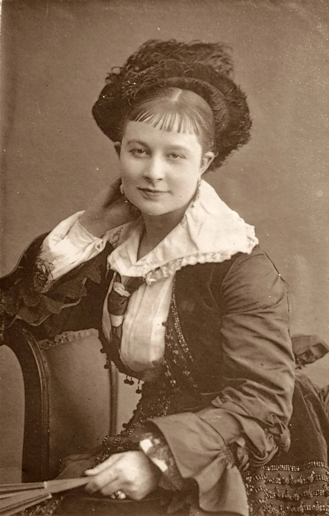 Portrait of Nelly Power (1854–1887) – memorial page