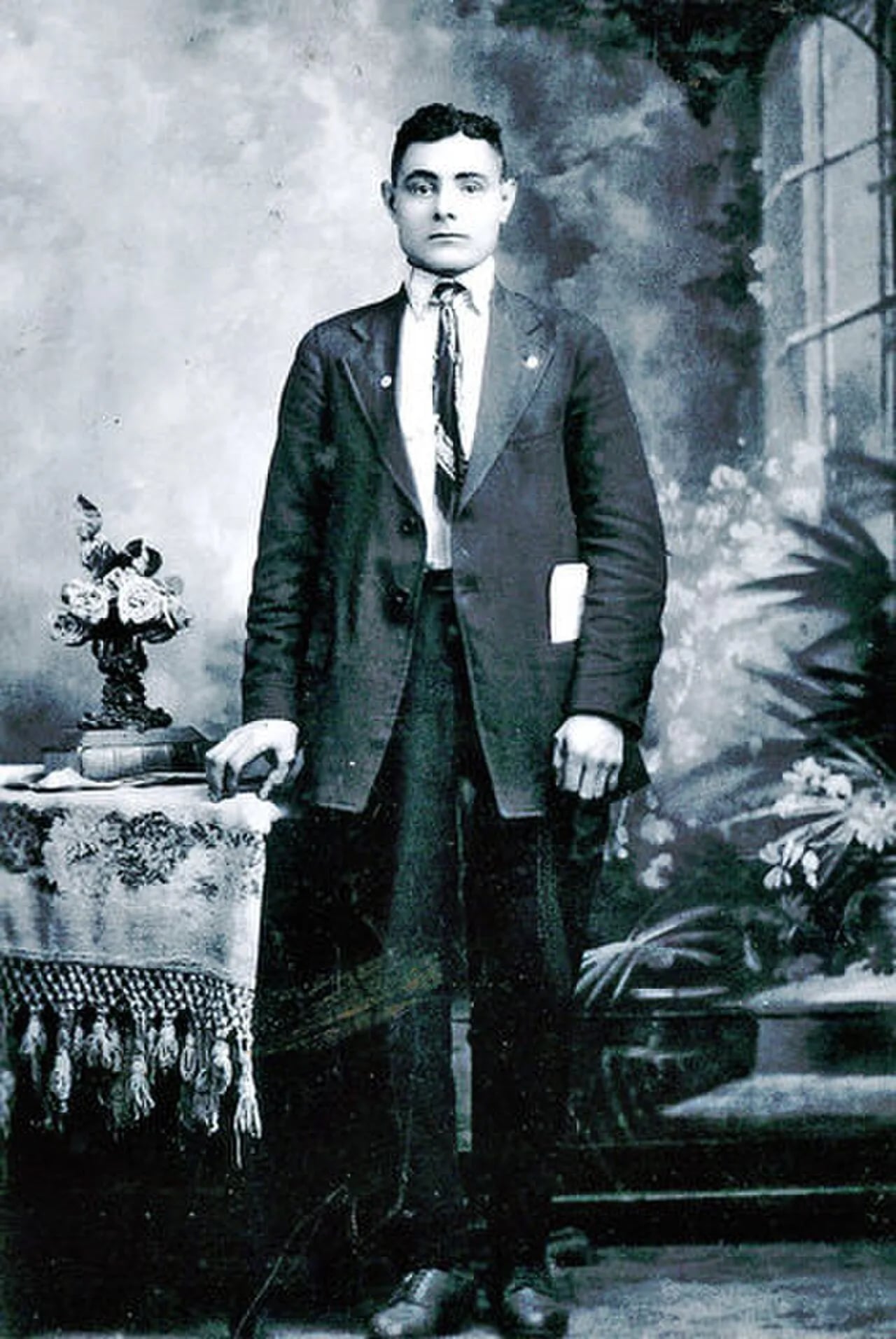 Portrait of Neshan Krekorian (1886–1978) – memorial page