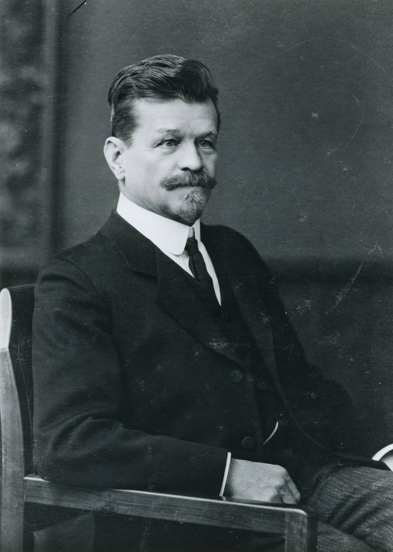 Portrait of Hans Sträuli (1862–1938) – memorial page
