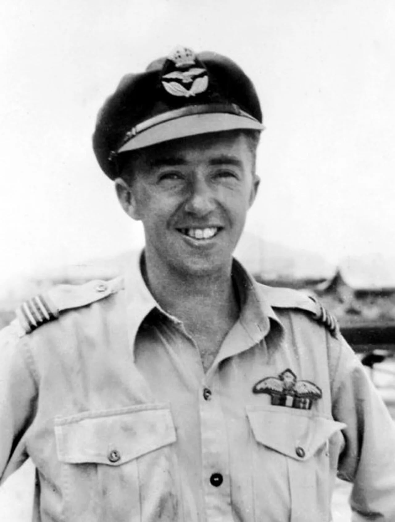 Porträt von Neville McNamara (1923–2014) – Gedenkseite