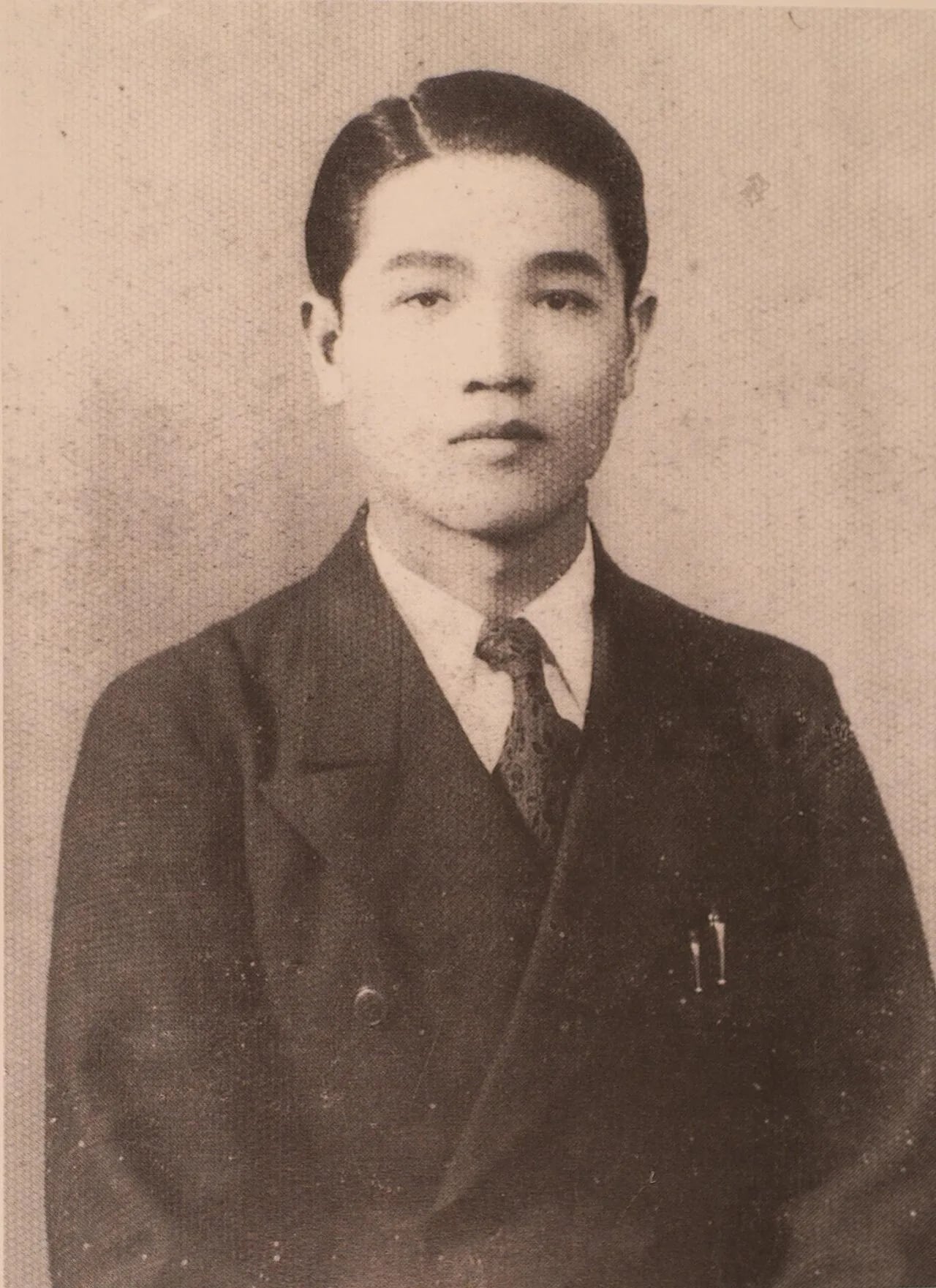 Portrait of Chûng Lî-fò (1915–1960) – memorial page