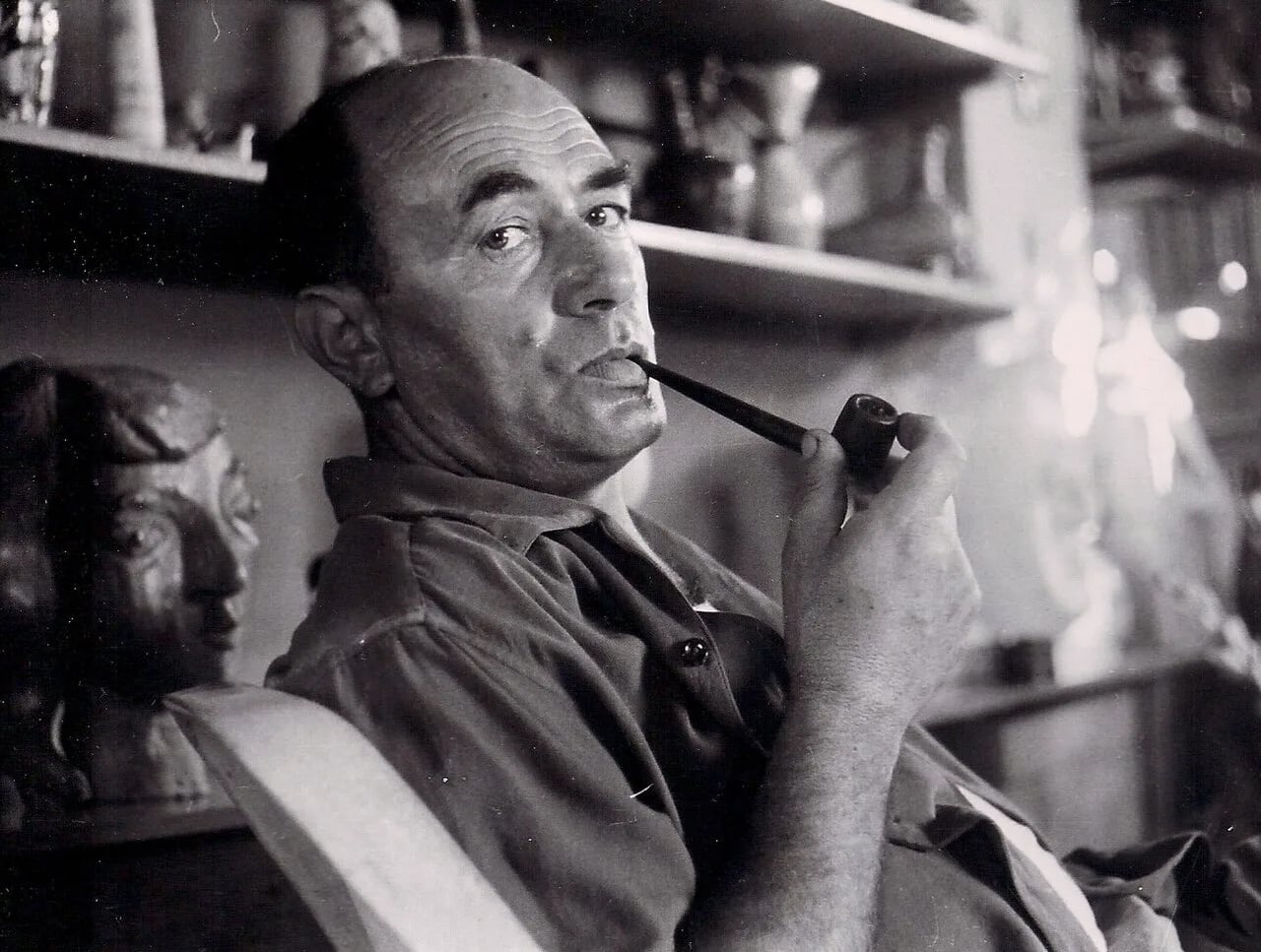 Portrait of Moshe Sternschuss (1903–1992) – memorial page
