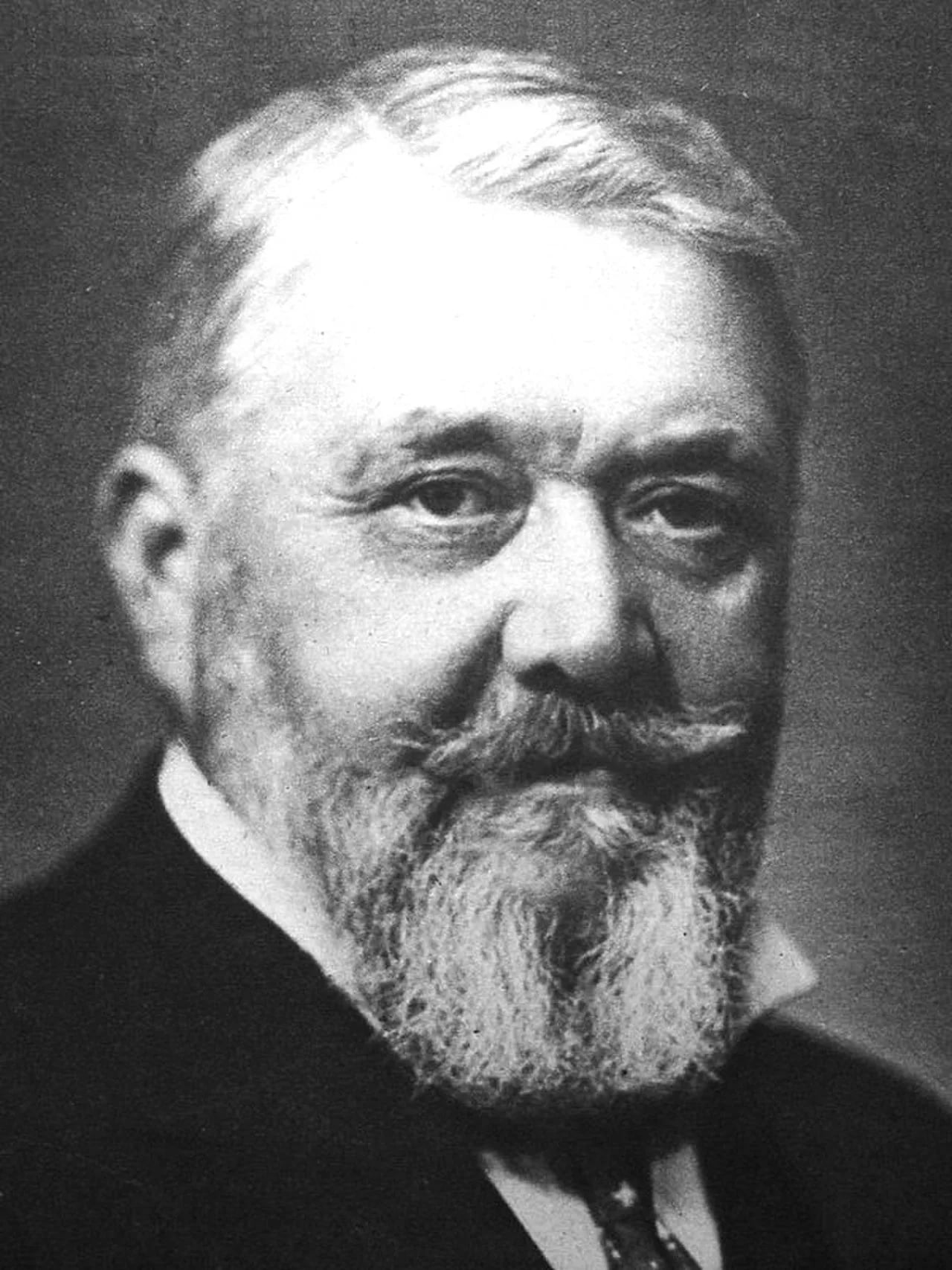 Portrait of János Hadik (1863–1933) – memorial page