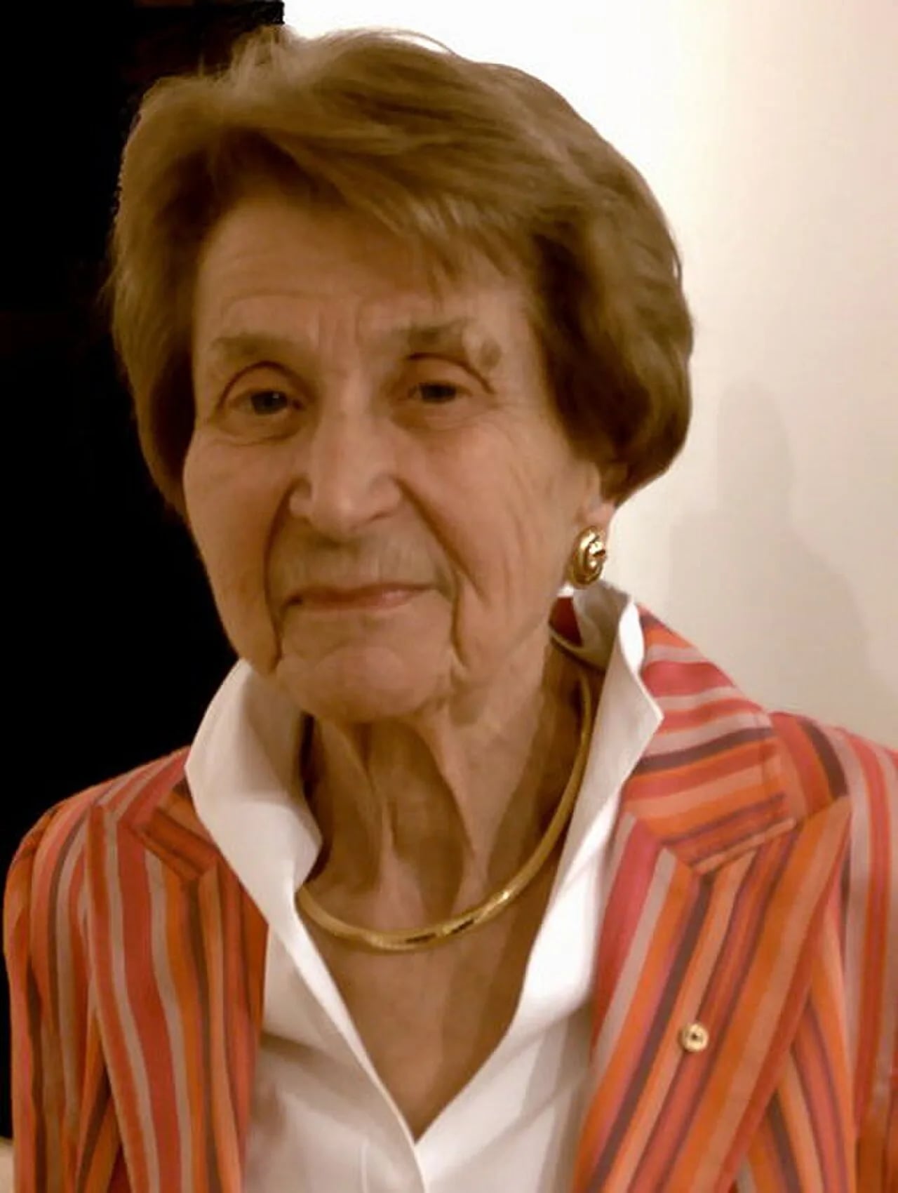 Portrait of Inge King (1915–2016) – memorial page