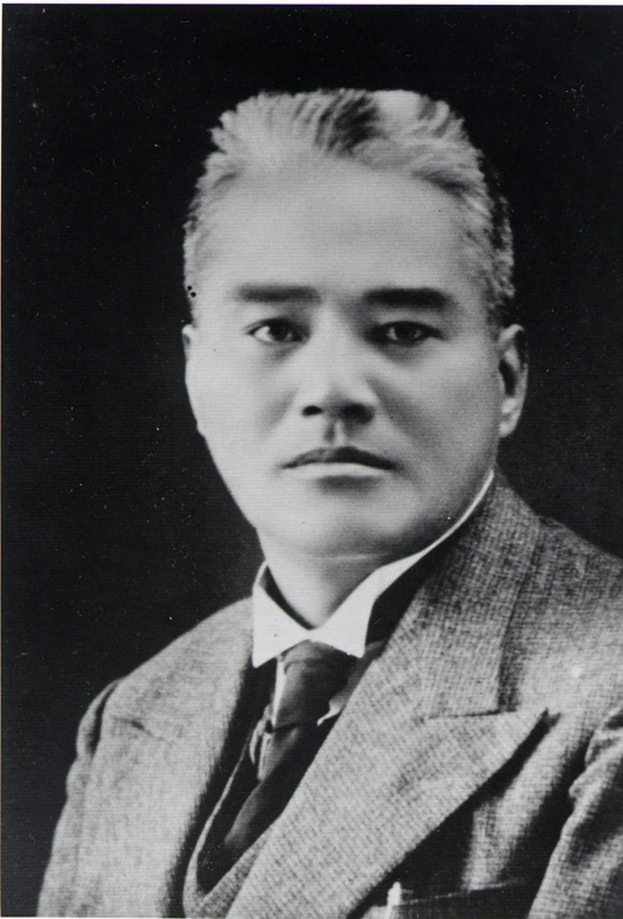 Porträt von Nguyễn Văn Vĩnh (1882–1936) – Gedenkseite
