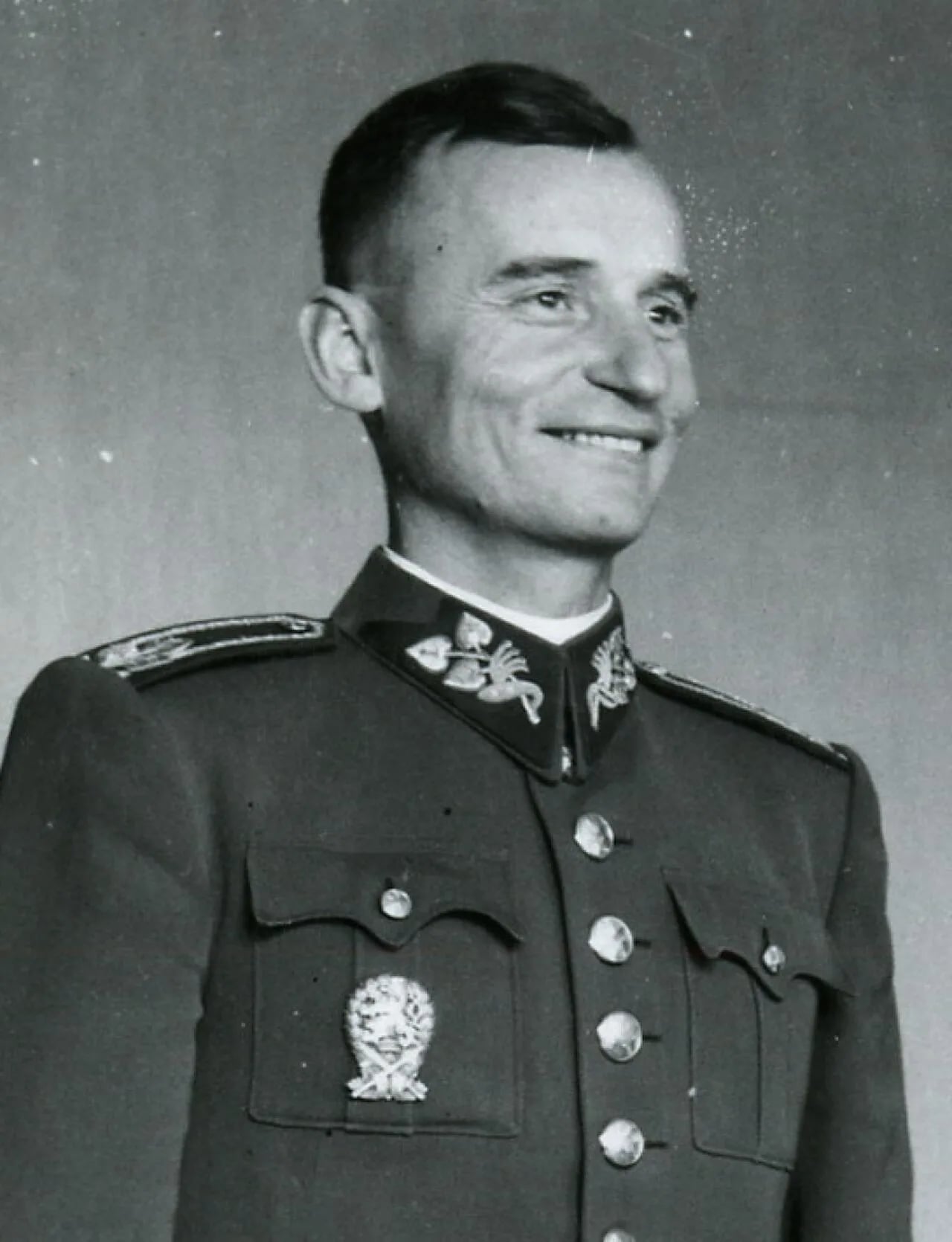 Portrait of Ján Golian (1906–1945) – memorial page