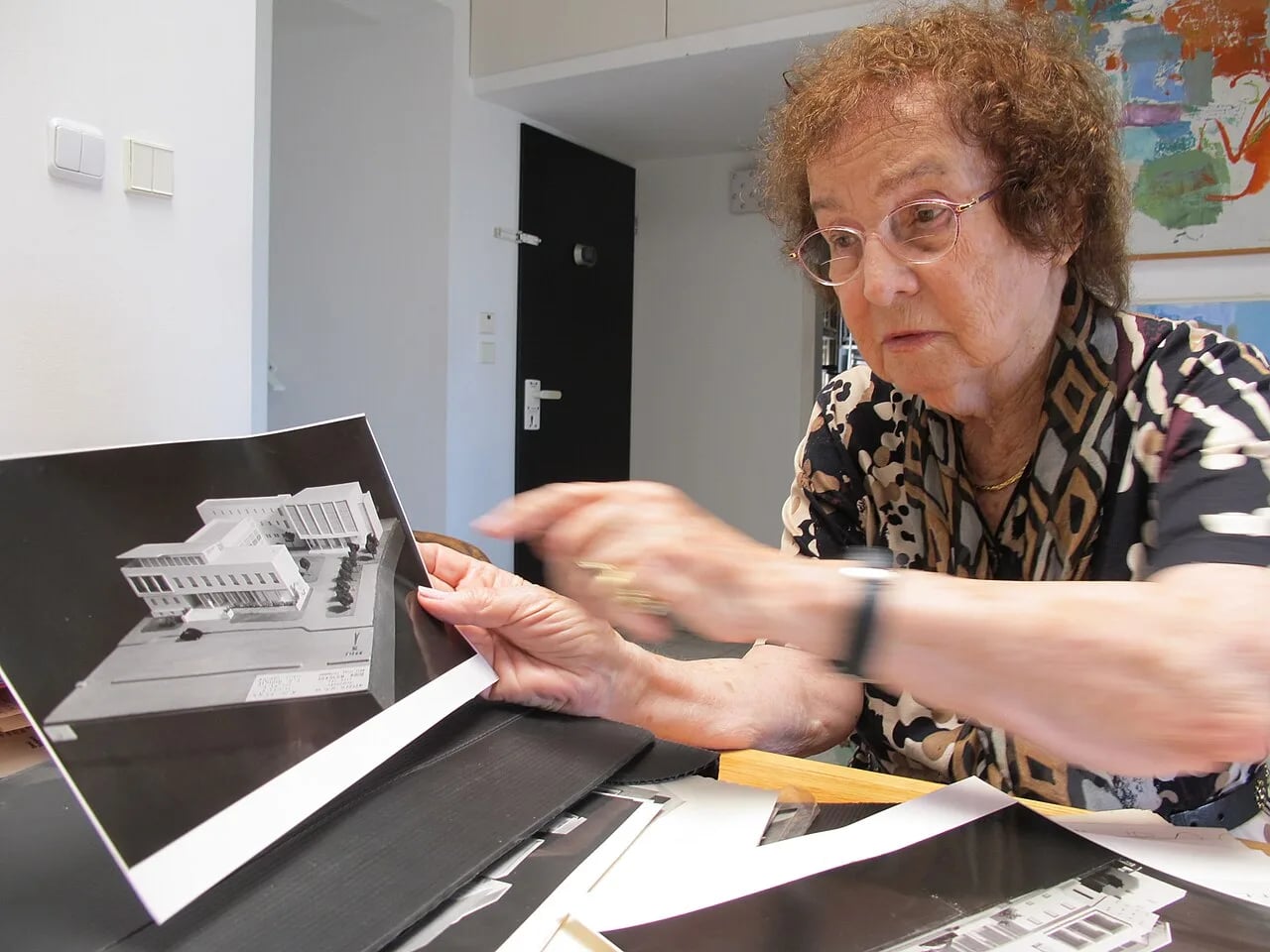 Portrait of Shulamit Nadler (1923–2016) – memorial page