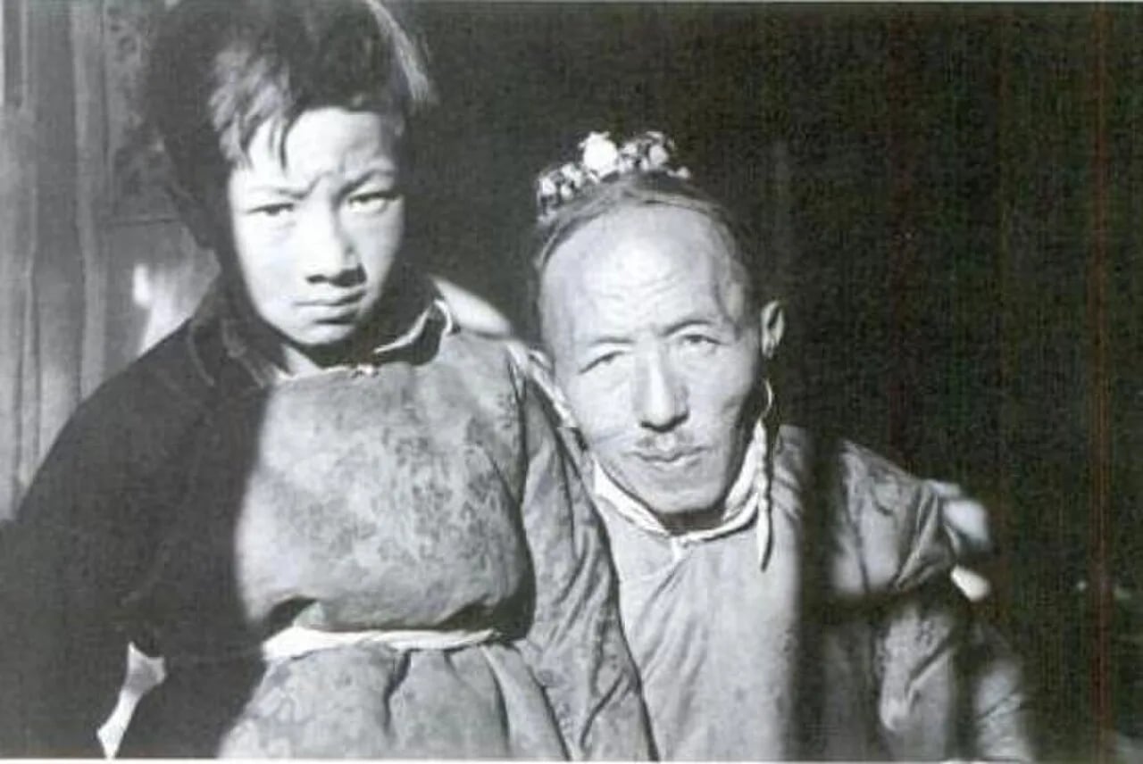 Porträt von Surkhang Wangchen Tseten (1891–1953) – Gedenkseite