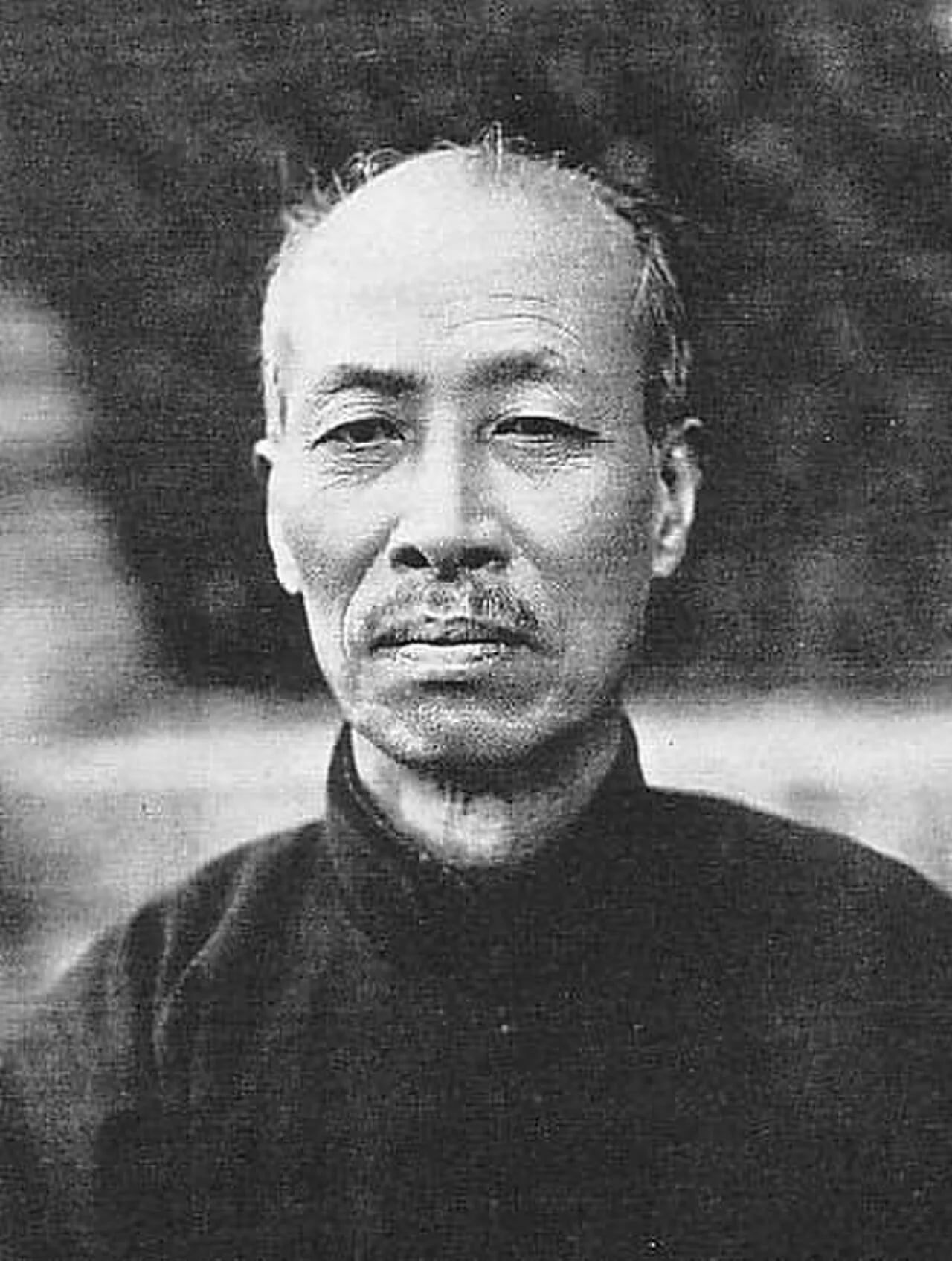 Porträt von Zheng Xiaoxu (1860–1938) – Gedenkseite