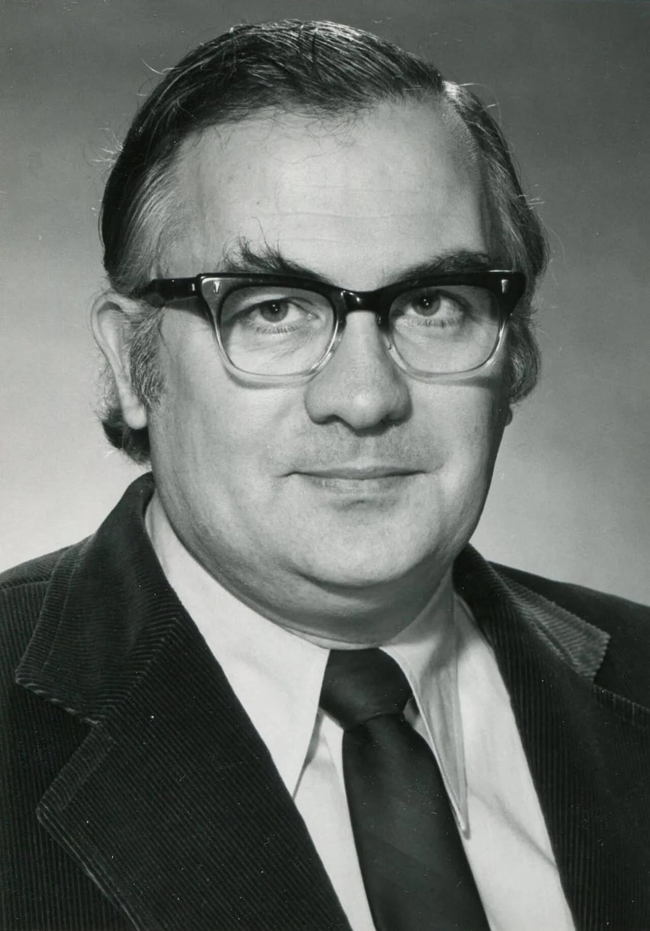 Porträt von Norman Levi (1927–2015) – Gedenkseite