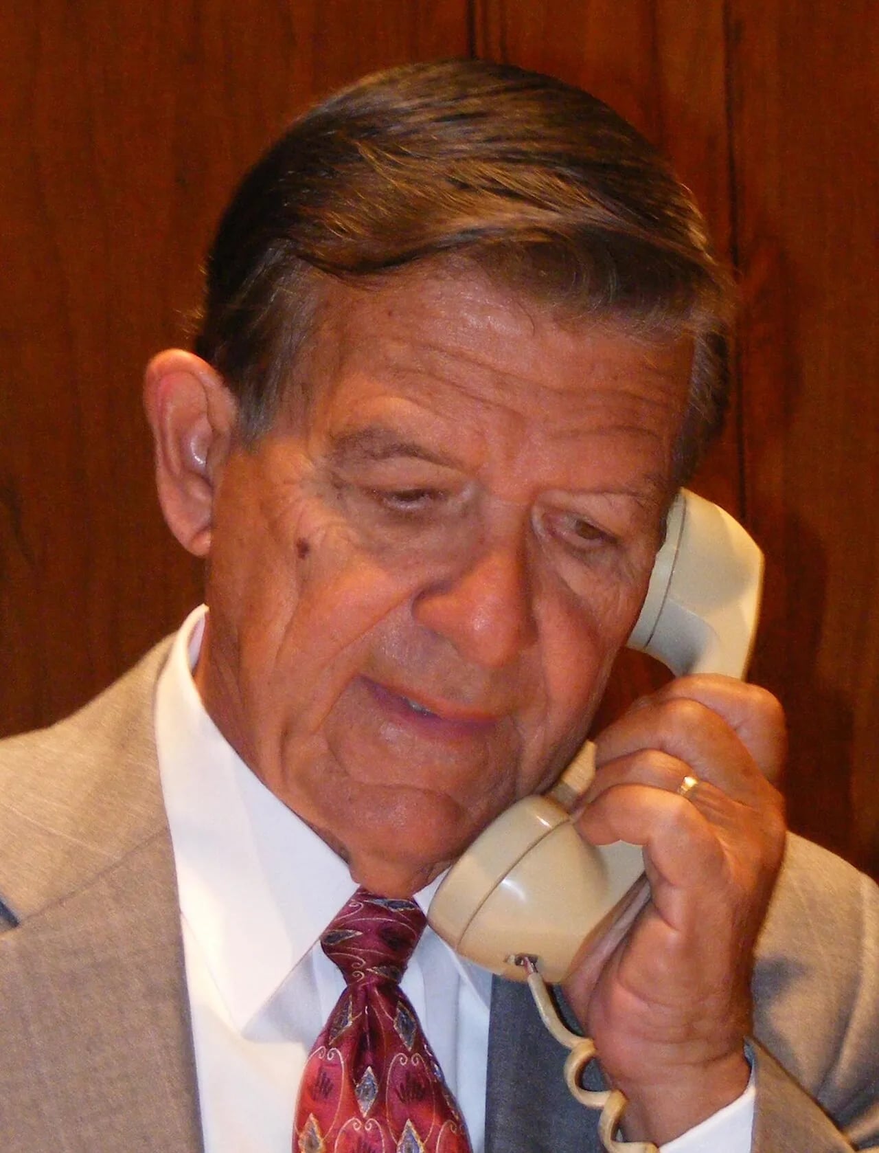 Porträt von Norman R. Stone, Jr. (1935–2023) – Gedenkseite