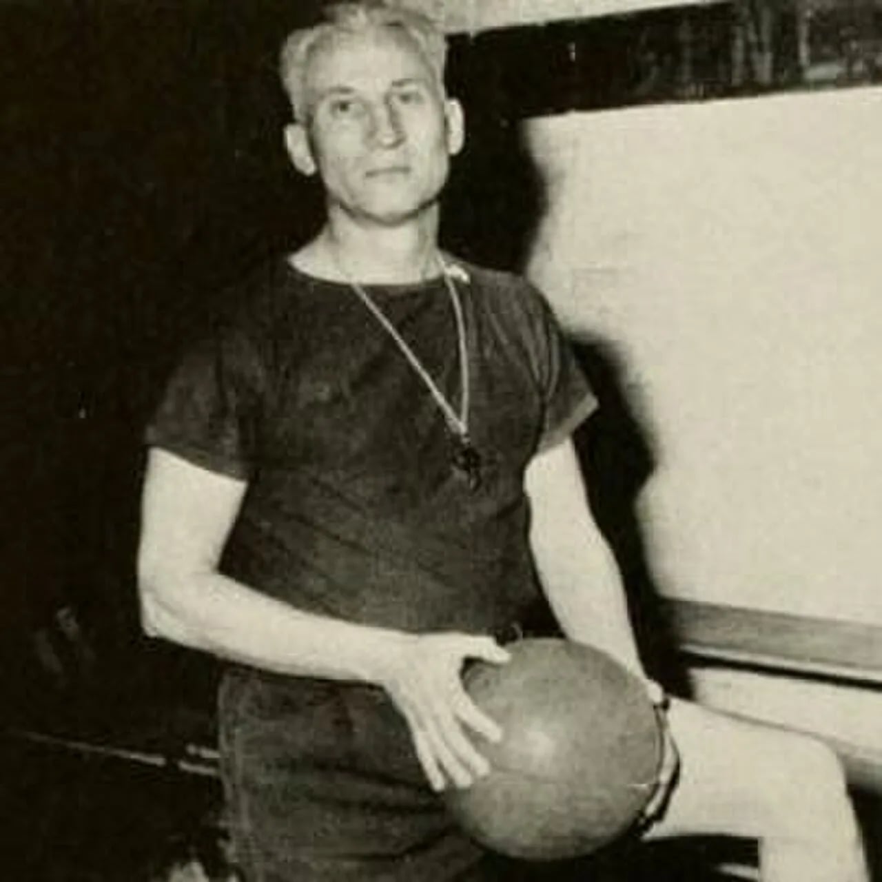 Portrait of Norman Shepard (1897–1977) – memorial page