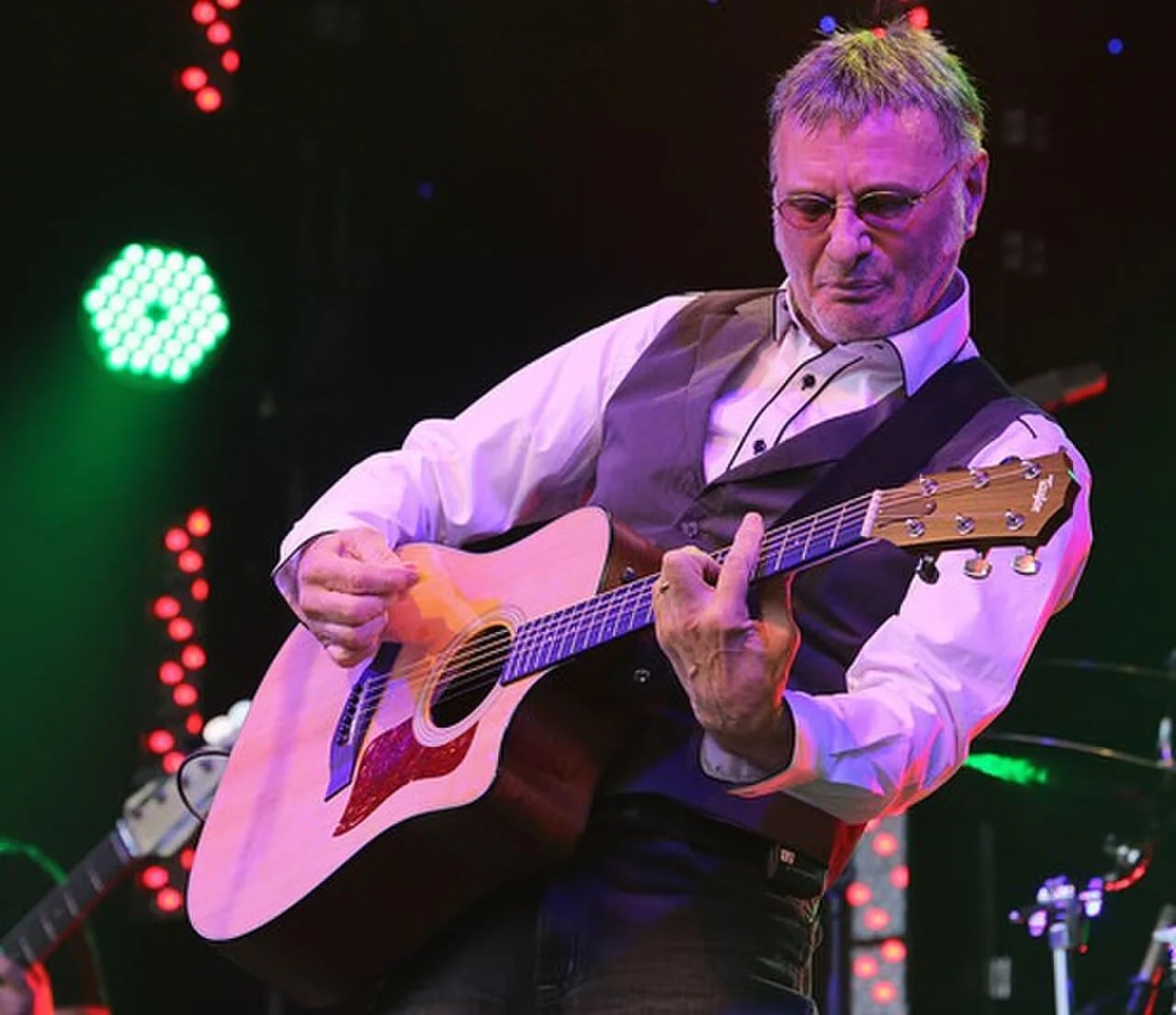 Portrait of Steve Harley (1951–2024) – memorial page
