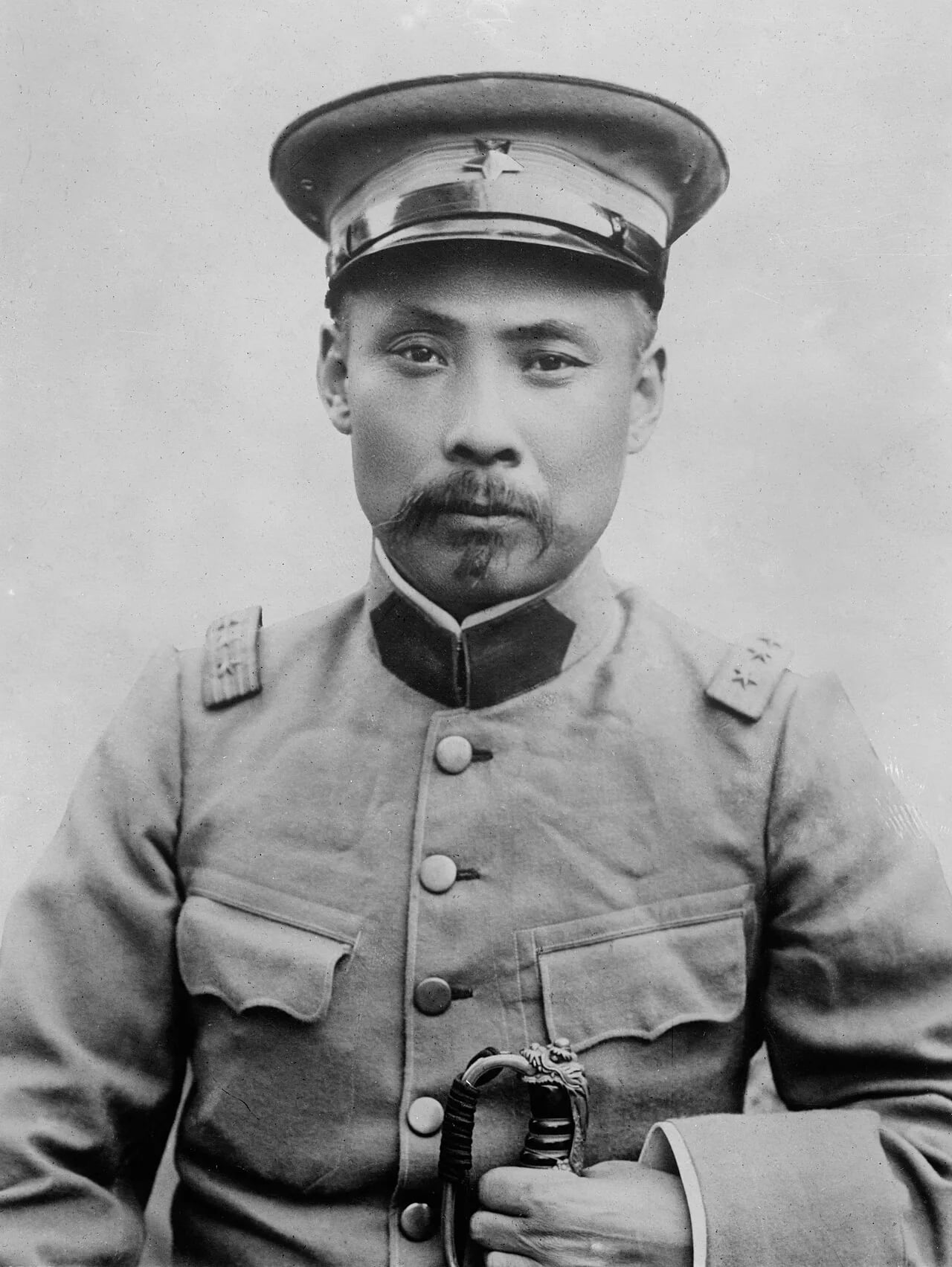 Porträt von Duan Qirui (1865–1936) – Gedenkseite