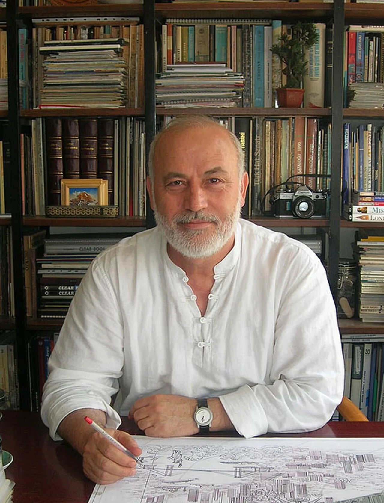 Portrait of Nusret Çolpan (1952–2008) – memorial page