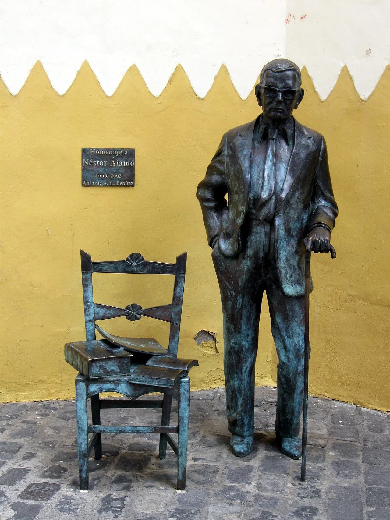 Portrait of Néstor Álamo (1906–1994) – memorial page