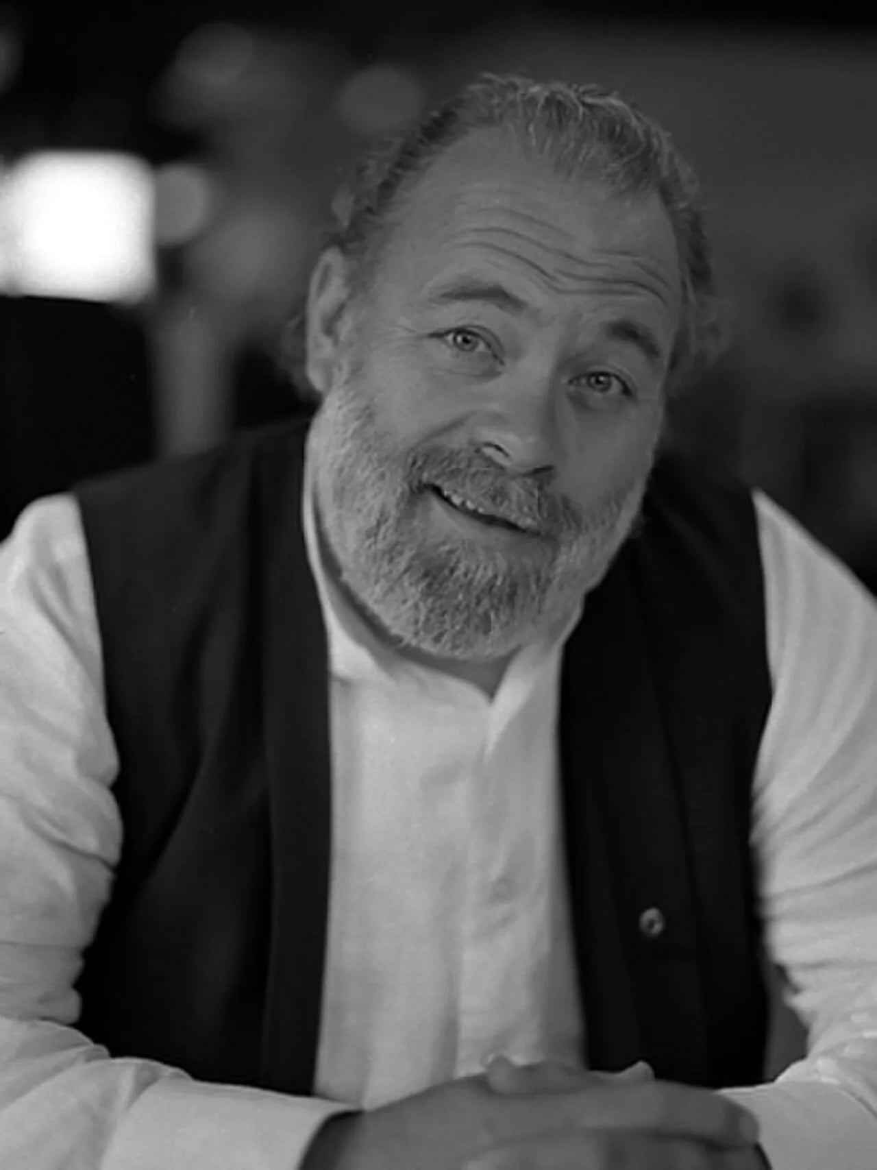 Portrait of O'Neal Compton (1951–2019) – memorial page