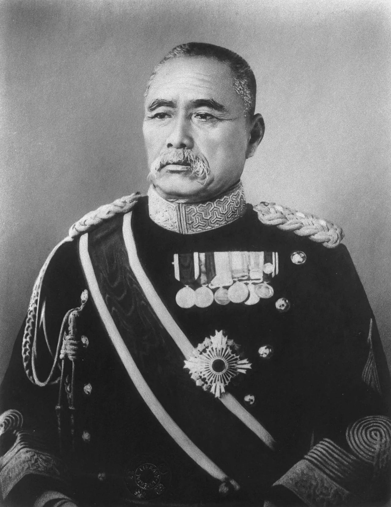 Porträt von Sakuma Samata (1844–1915) – Gedenkseite
