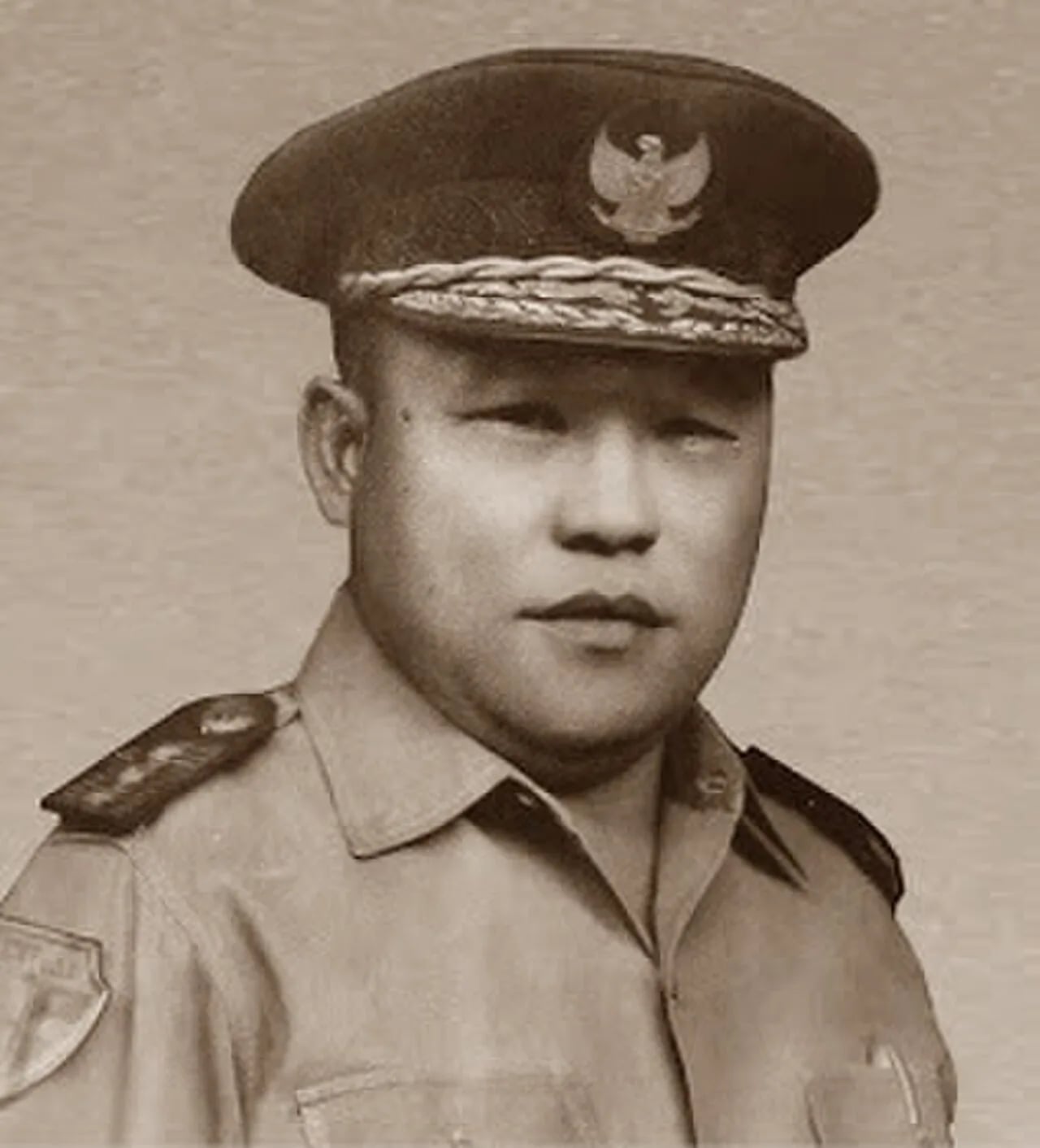 Portrait of Oevaang Oeray (1922–1986) – memorial page