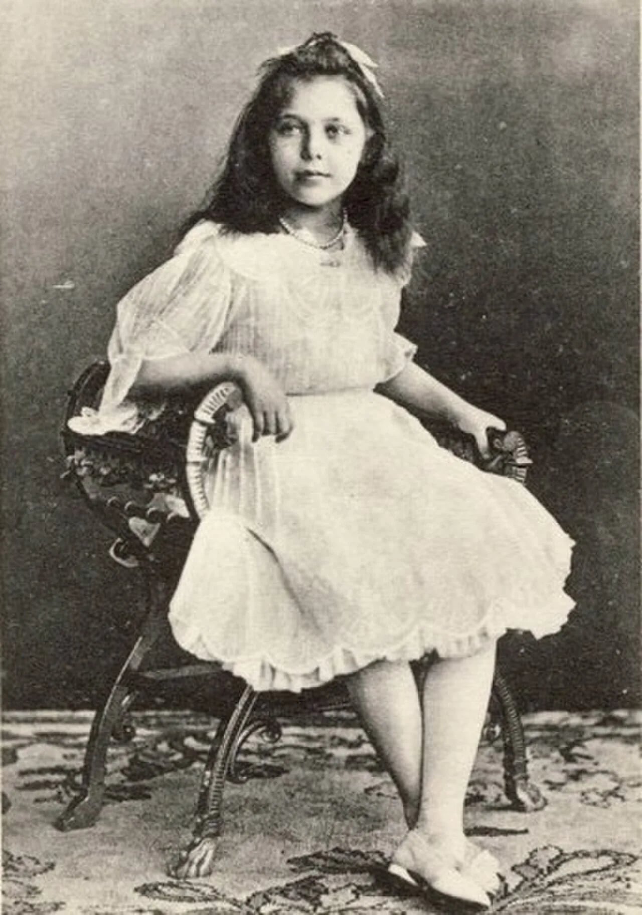 Portrait of Elisabeth von Hessen-Darmstadt (1895–1903) – memorial page