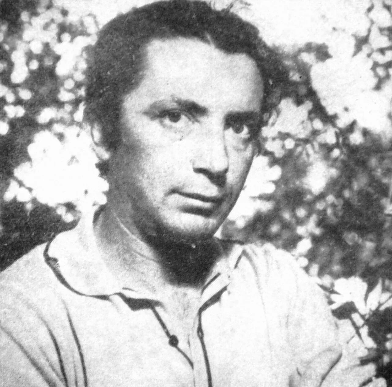 Portrait of Osvaldo Dragún (1929–1999) – memorial page