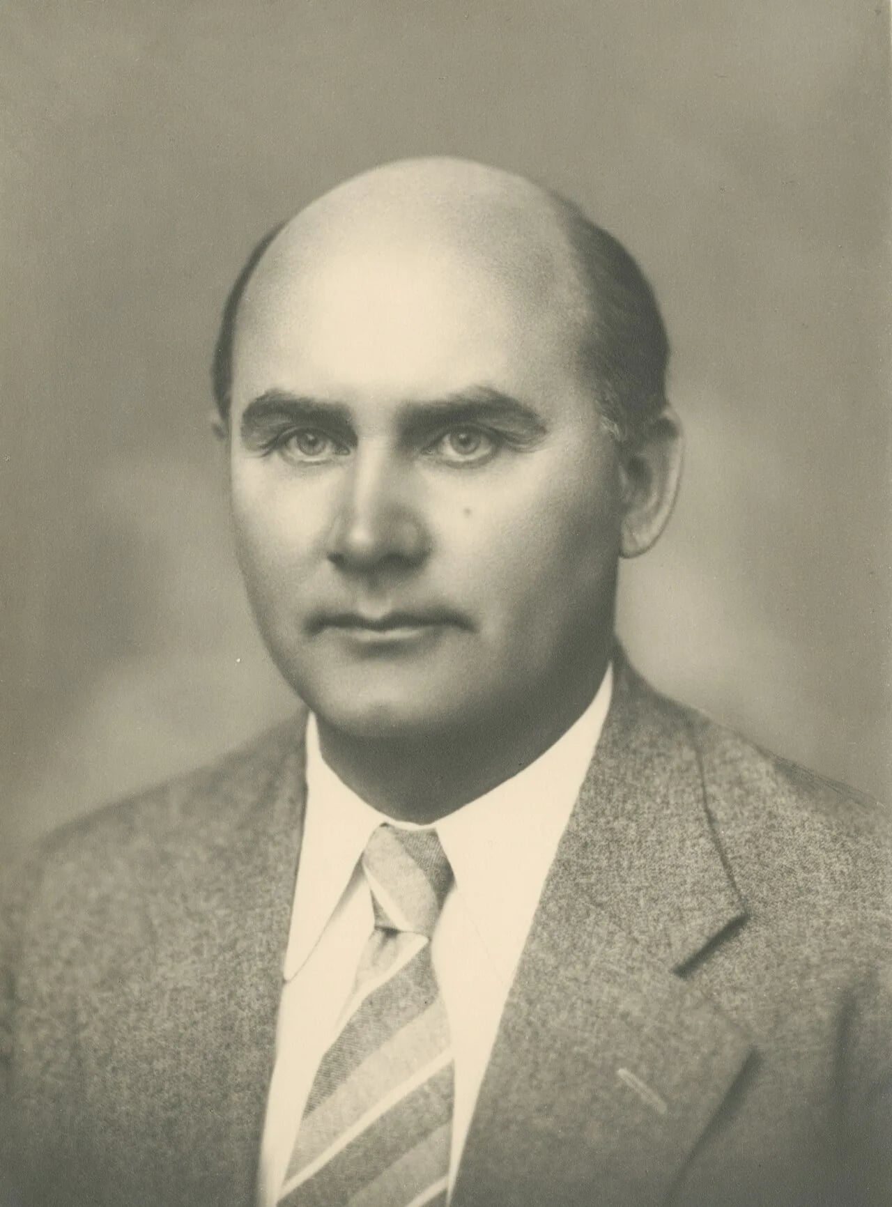 Porträt von Johannes Vares (1890–1946) – Gedenkseite