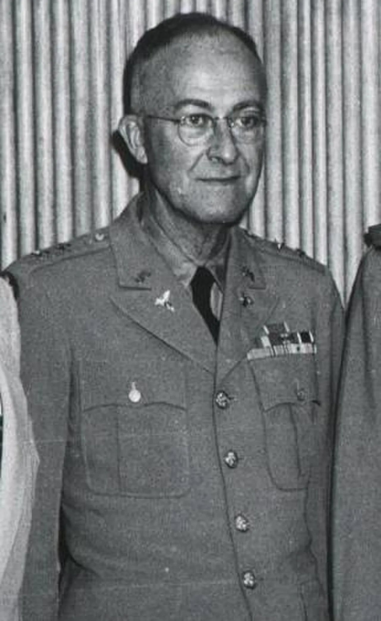 Porträt von Oscar P. Snyder (1895–1983) – Gedenkseite