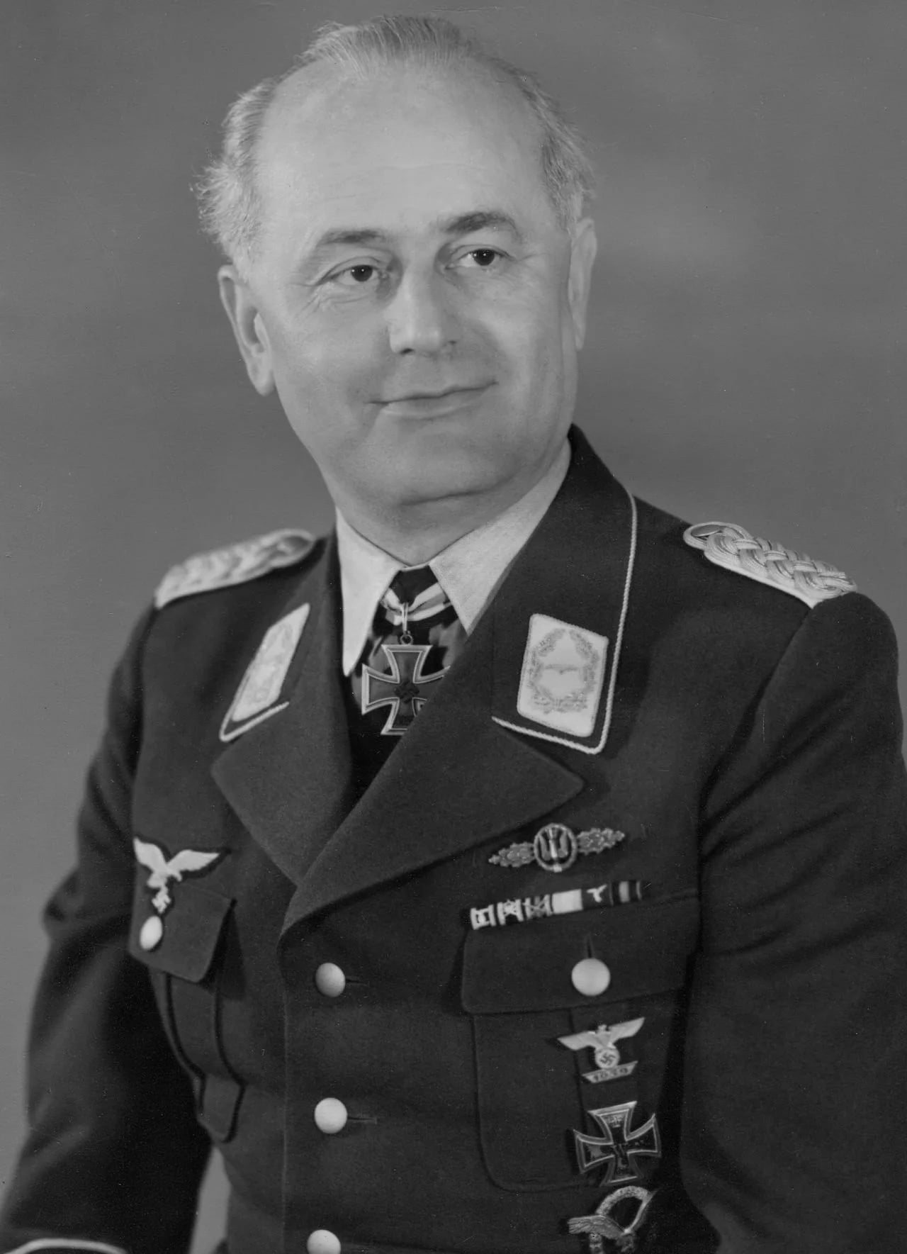 Portrait of Otto Höhne (1895–1969) – memorial page