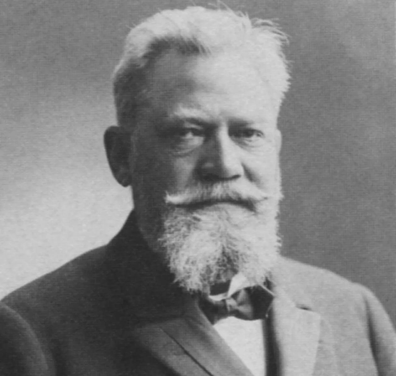 Porträt von Lars Magnus Ericsson (1846–1926) – Gedenkseite