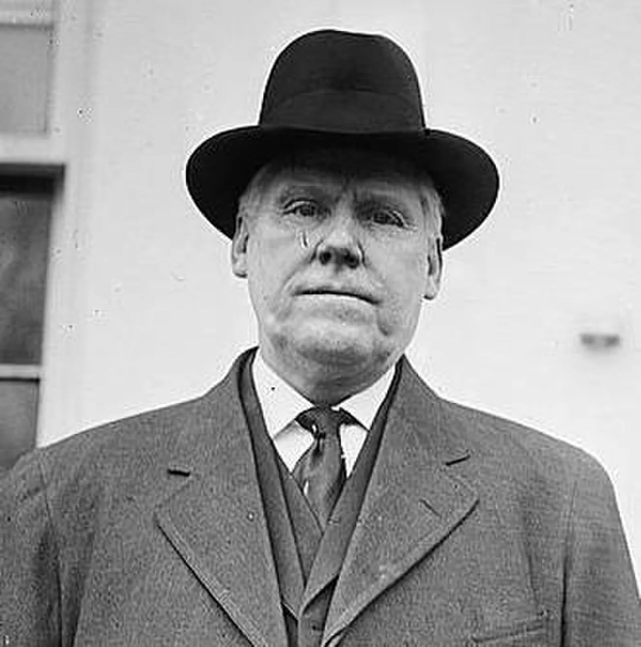 Portrait of Owen Pierce Thompson (1852–1933) – memorial page