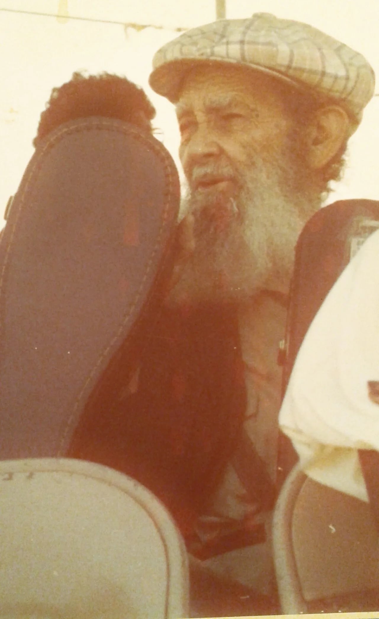 Portrait of Sam Chatmon (1897–1983) – memorial page