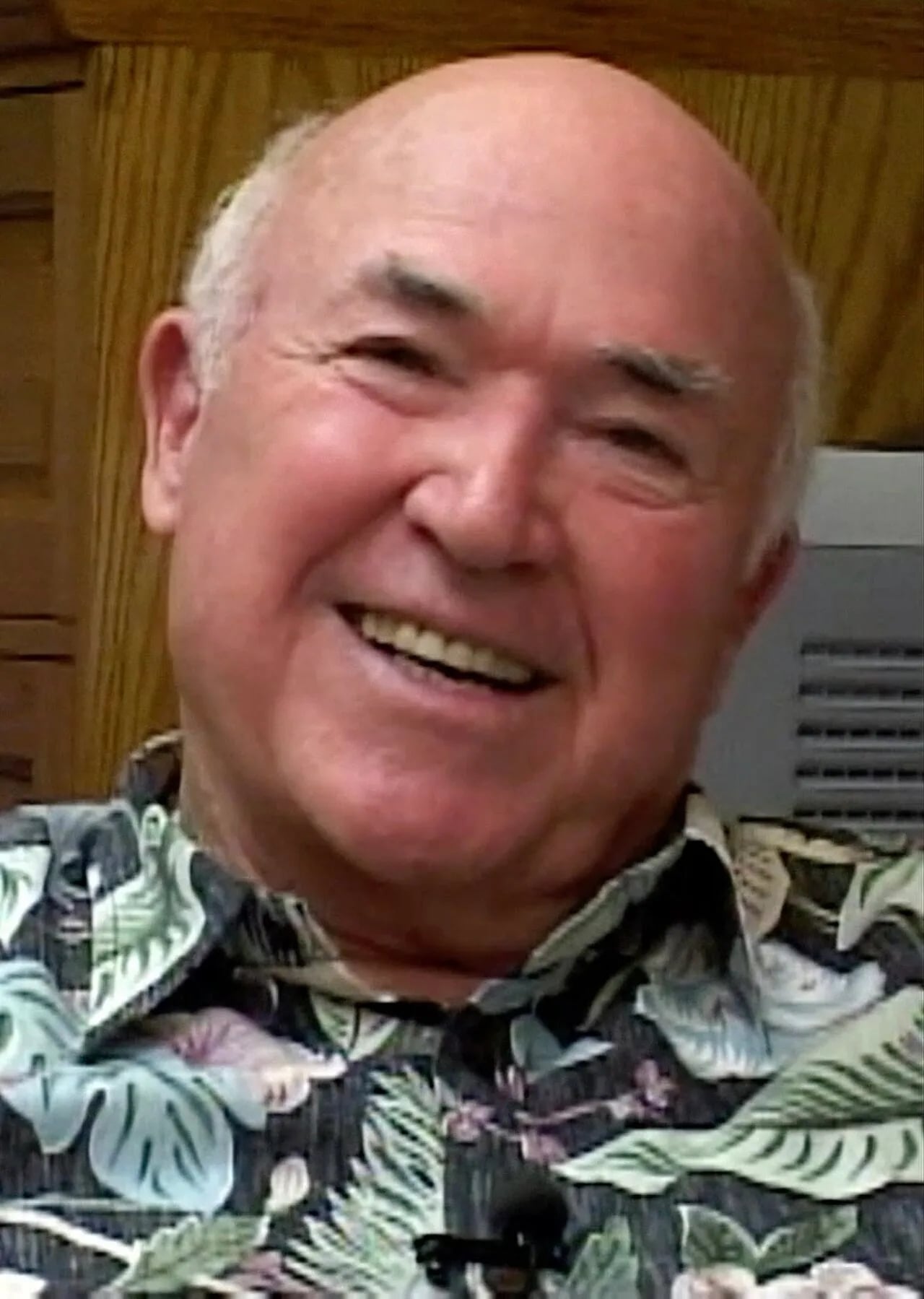 Porträt von Chuck Smith (1927–2013) – Gedenkseite