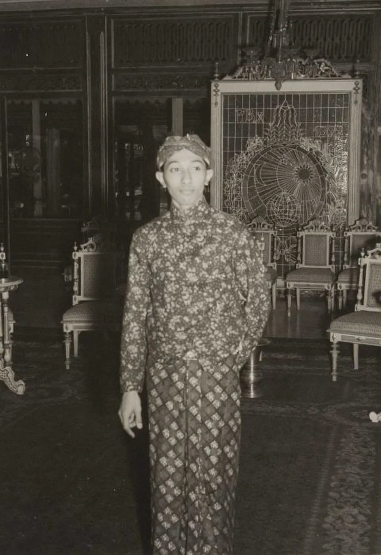 Portrait of Pakoeboewono XII von Soerakarta (1944–2004) – memorial page