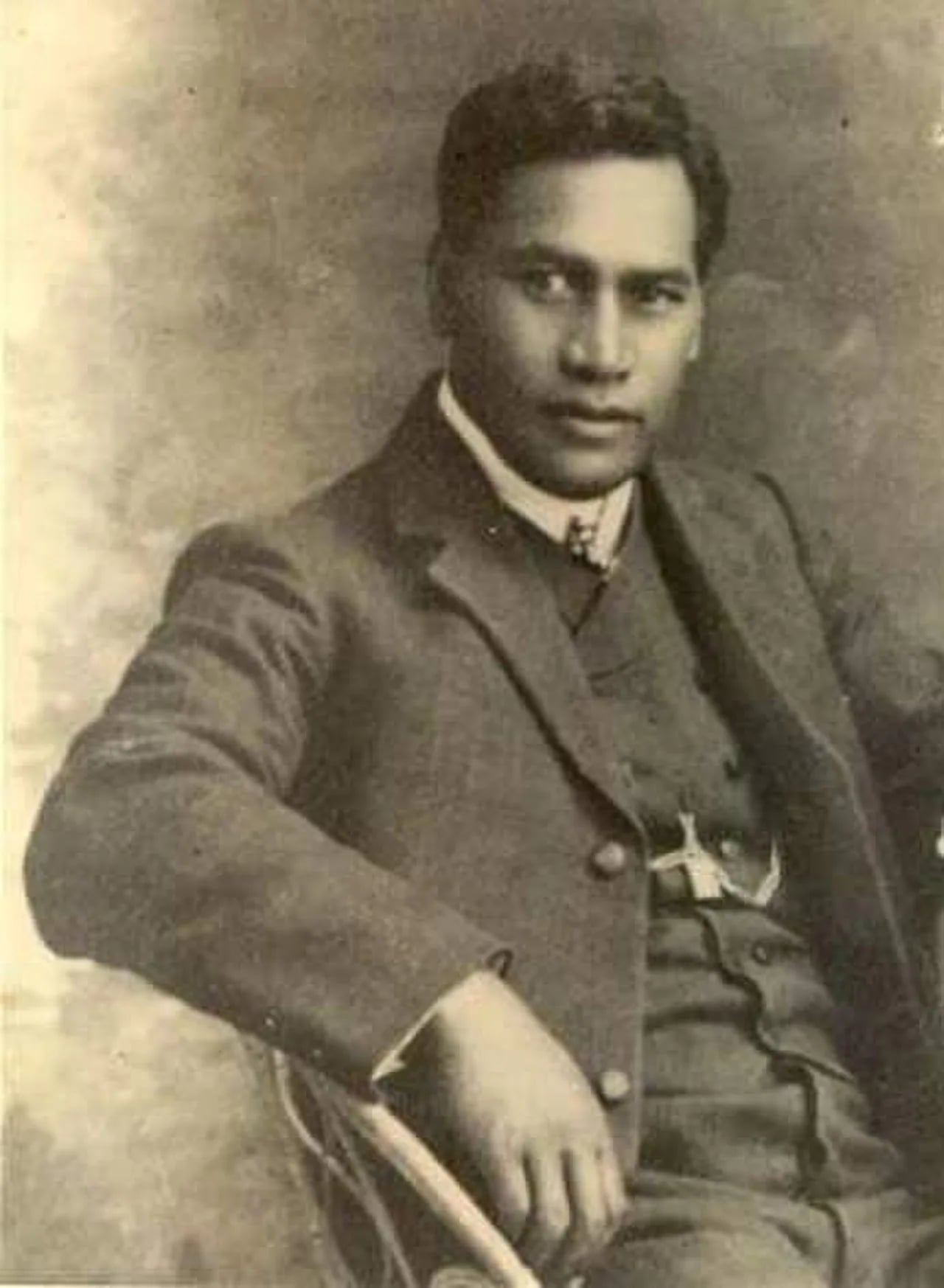 Portrait of Paraire Tomoana (1874–1946) – memorial page