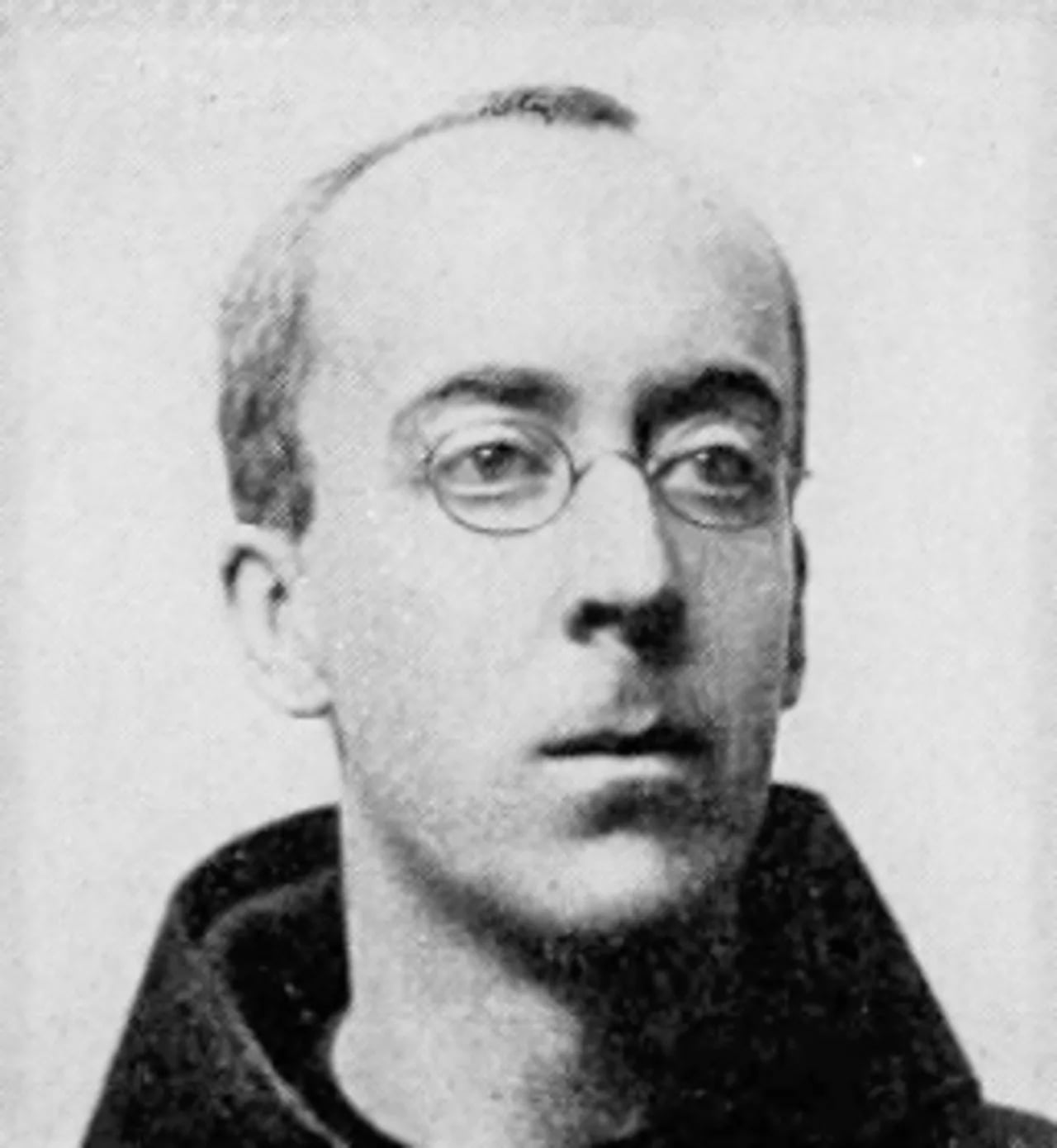 Portrait of Paschal Robinson (1870–1948) – memorial page