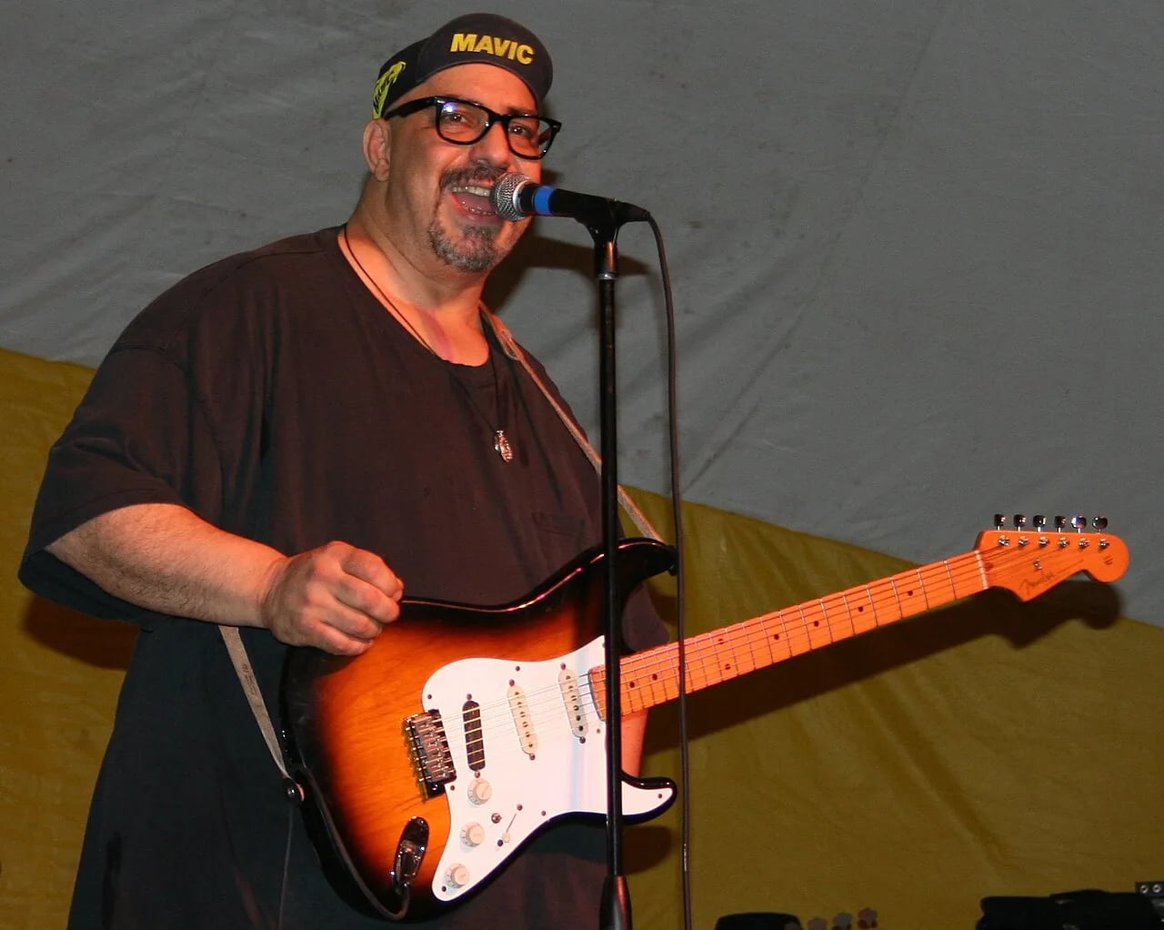 Portrait of Pat DiNizio (1955–2017) – memorial page