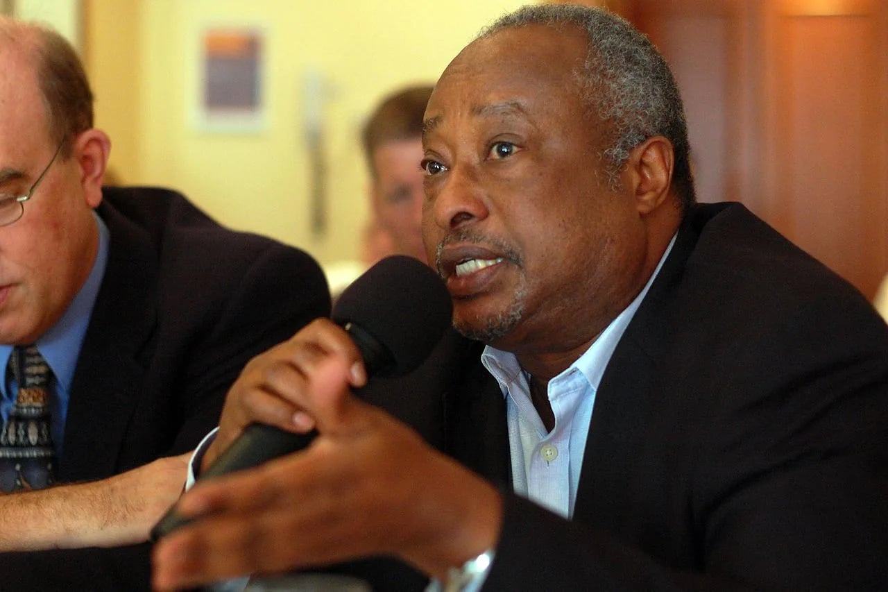 Portrait of Patrick Mazimhaka (1948–2018) – memorial page