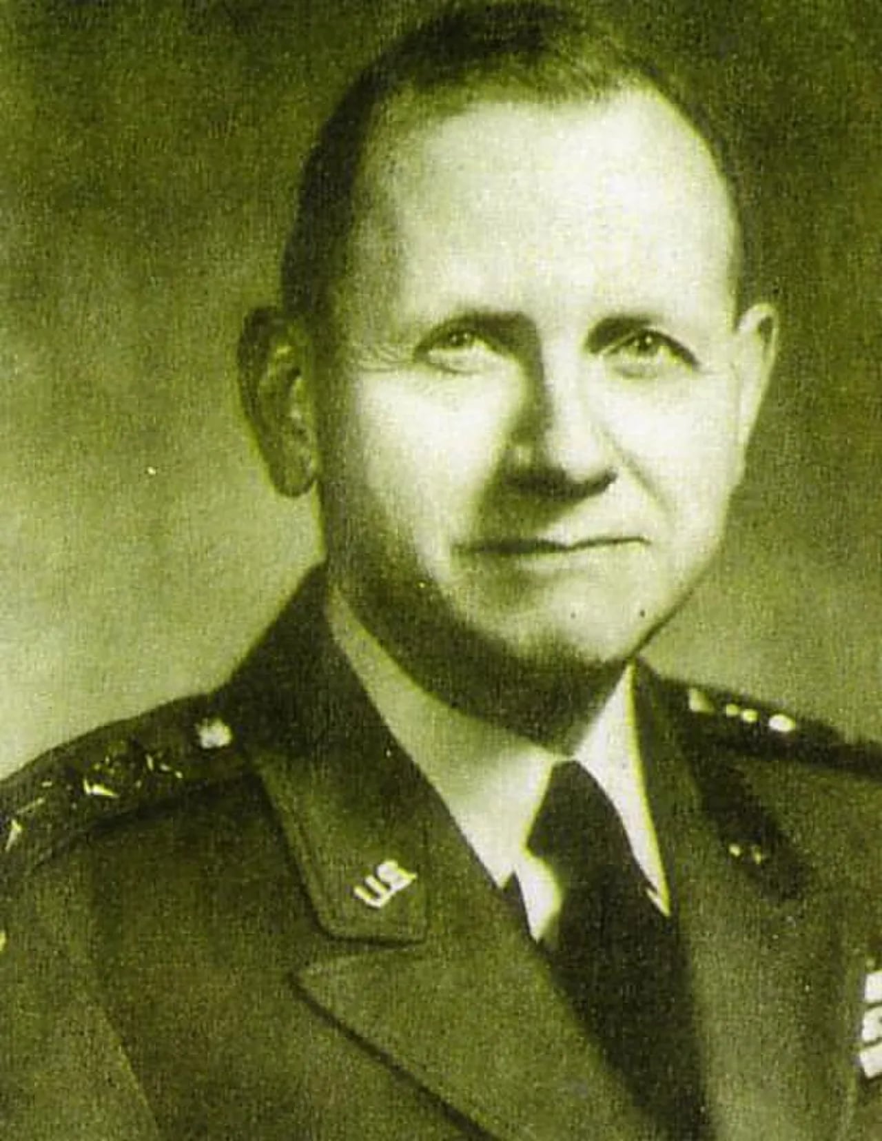 Portrait of Paul Caraway (1905–1985) – memorial page