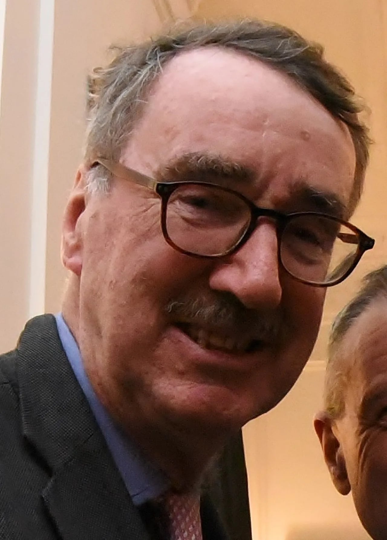 Porträt von Paul East (1946–2023) – Gedenkseite