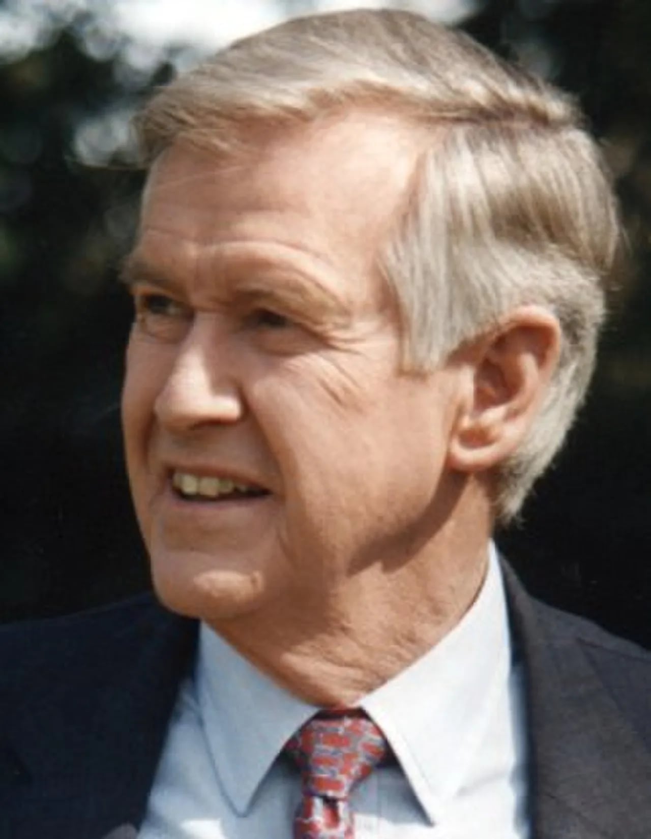 Porträt von Arturo Alessandri Besa (1923–2022) – Gedenkseite