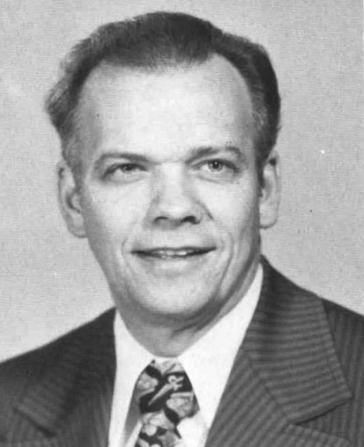 Porträt von Paul H. Dunn (1924–1998) – Gedenkseite