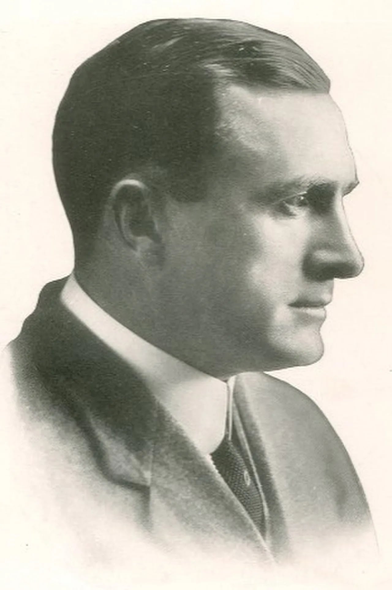 Porträt von Paul J. Davis (1881–1947) – Gedenkseite