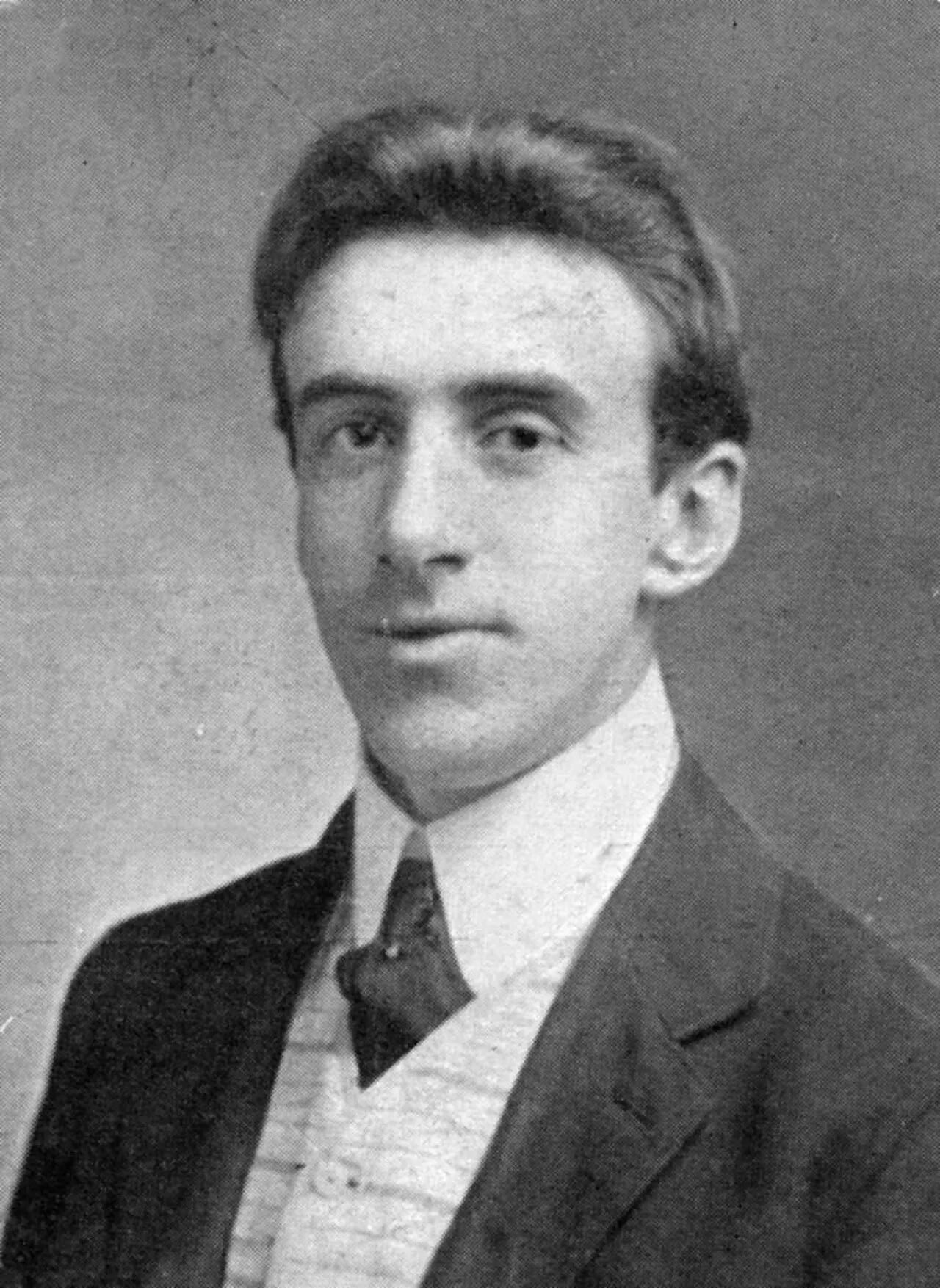 Portrait of Wallace Hartley (1878–1912) – memorial page