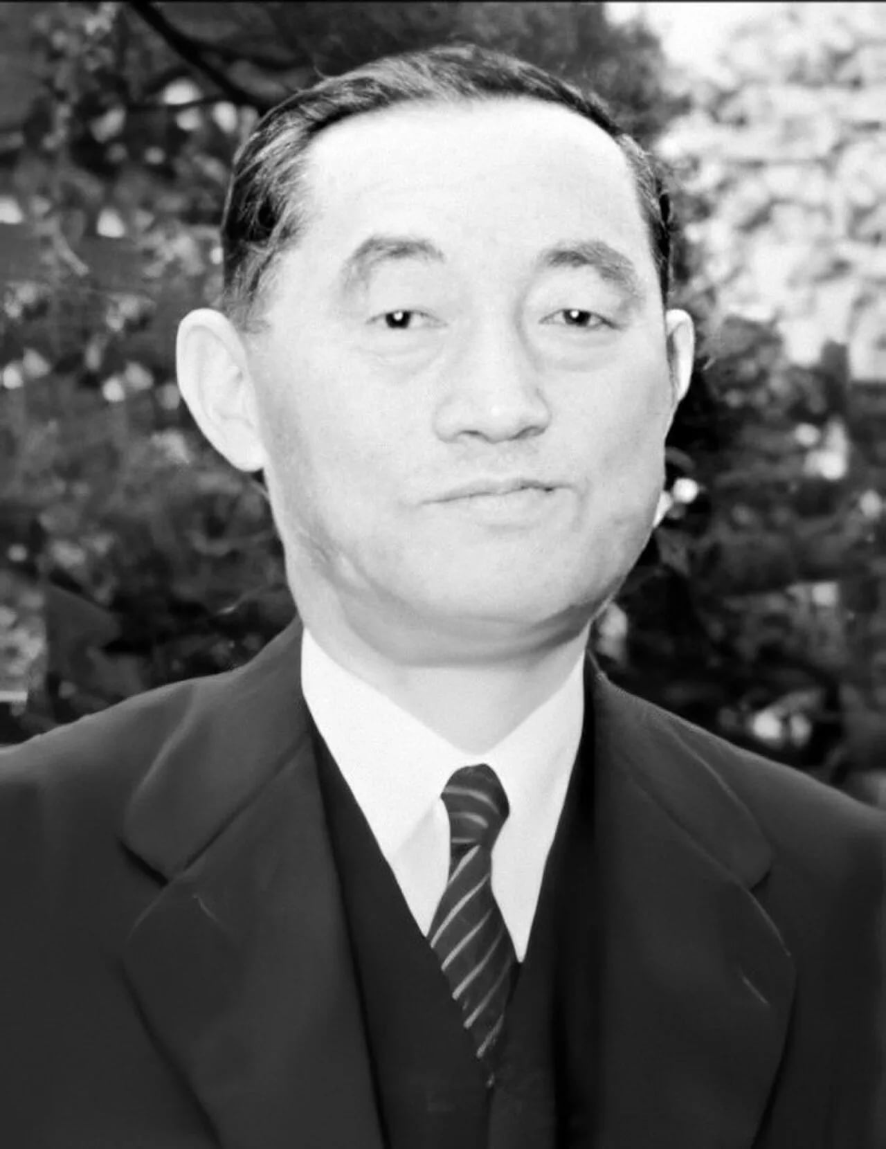 Porträt von Mitsumasa Yonai (1880–1948) – Gedenkseite