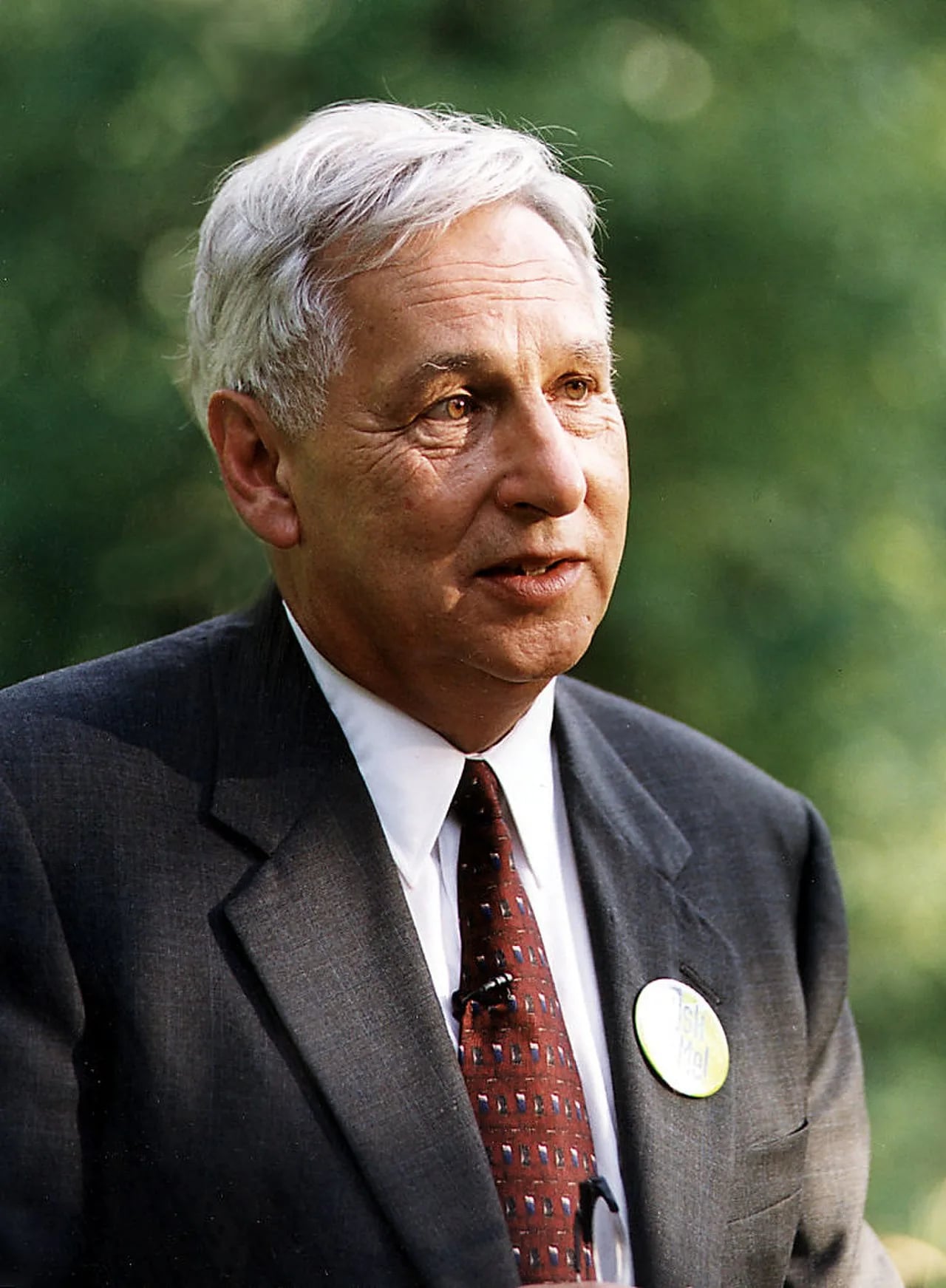 Portrait of Paul Schell (1937–2014) – memorial page