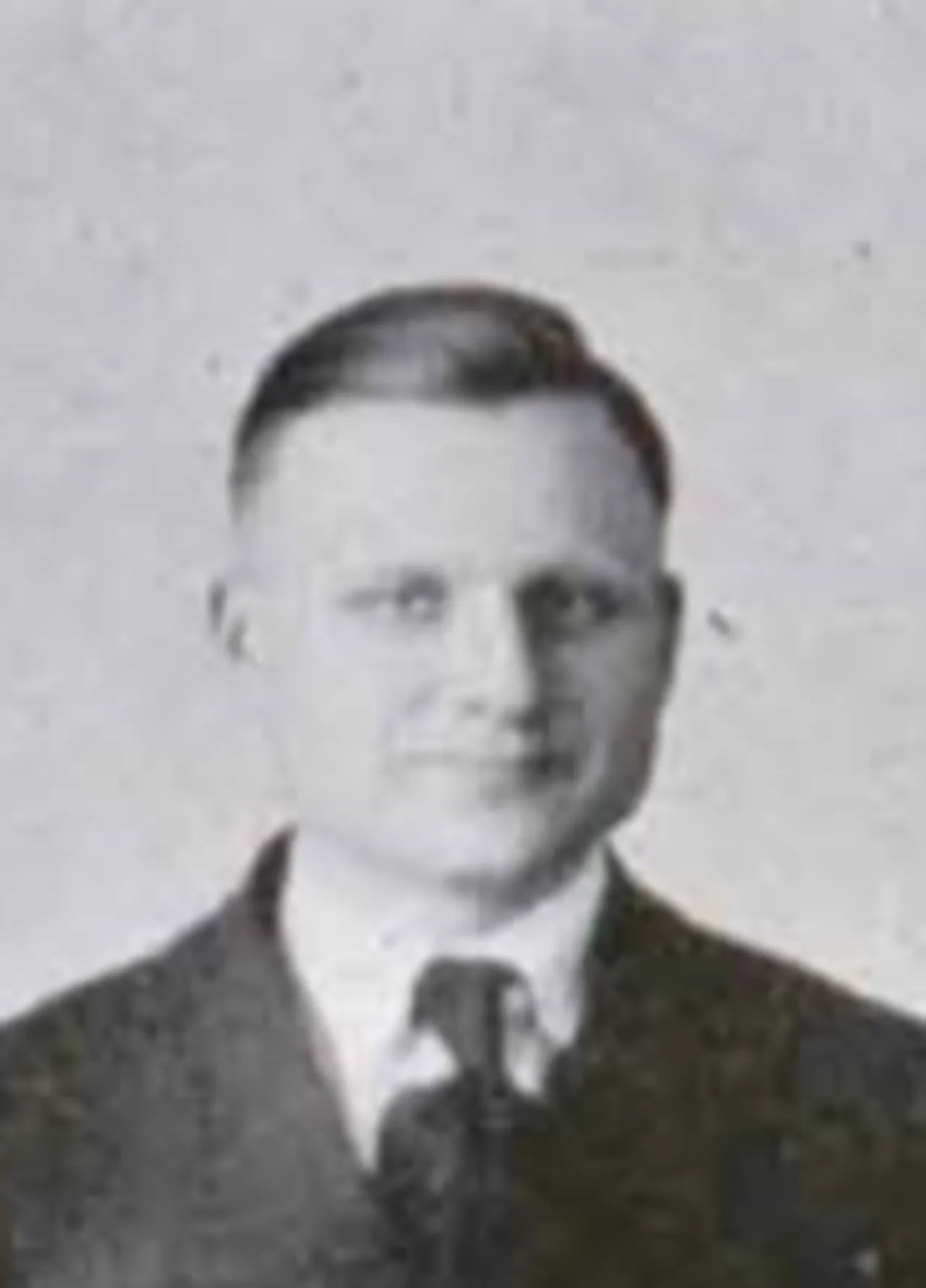 Portrait of Paul Staake (1898–1971) – memorial page