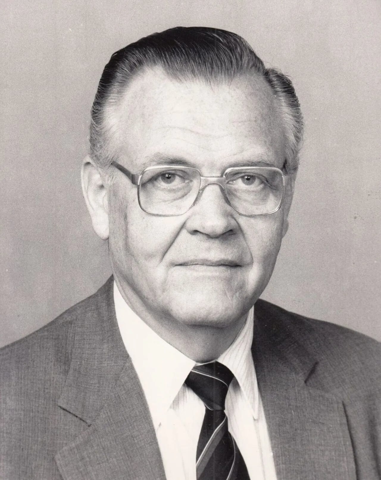 Porträt von Paul Thyness (1930–2016) – Gedenkseite
